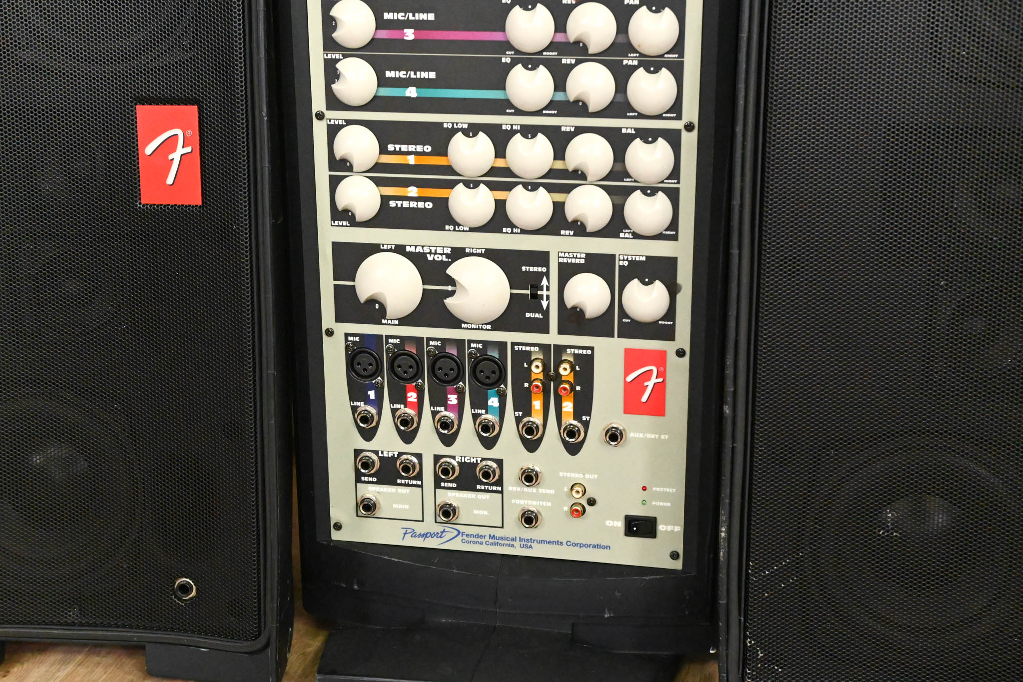 Fender PD-250 Passport 250W Portable PA System