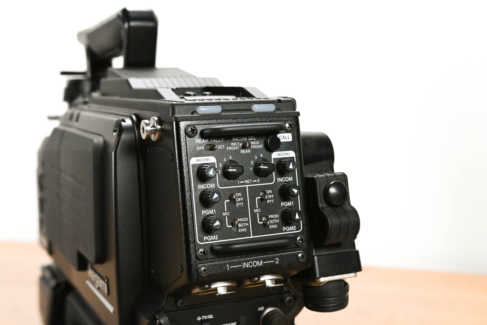 Ikegami HC-HD300 3-CMOS Full HD Camera w/ FA-300 Fiber Adapter