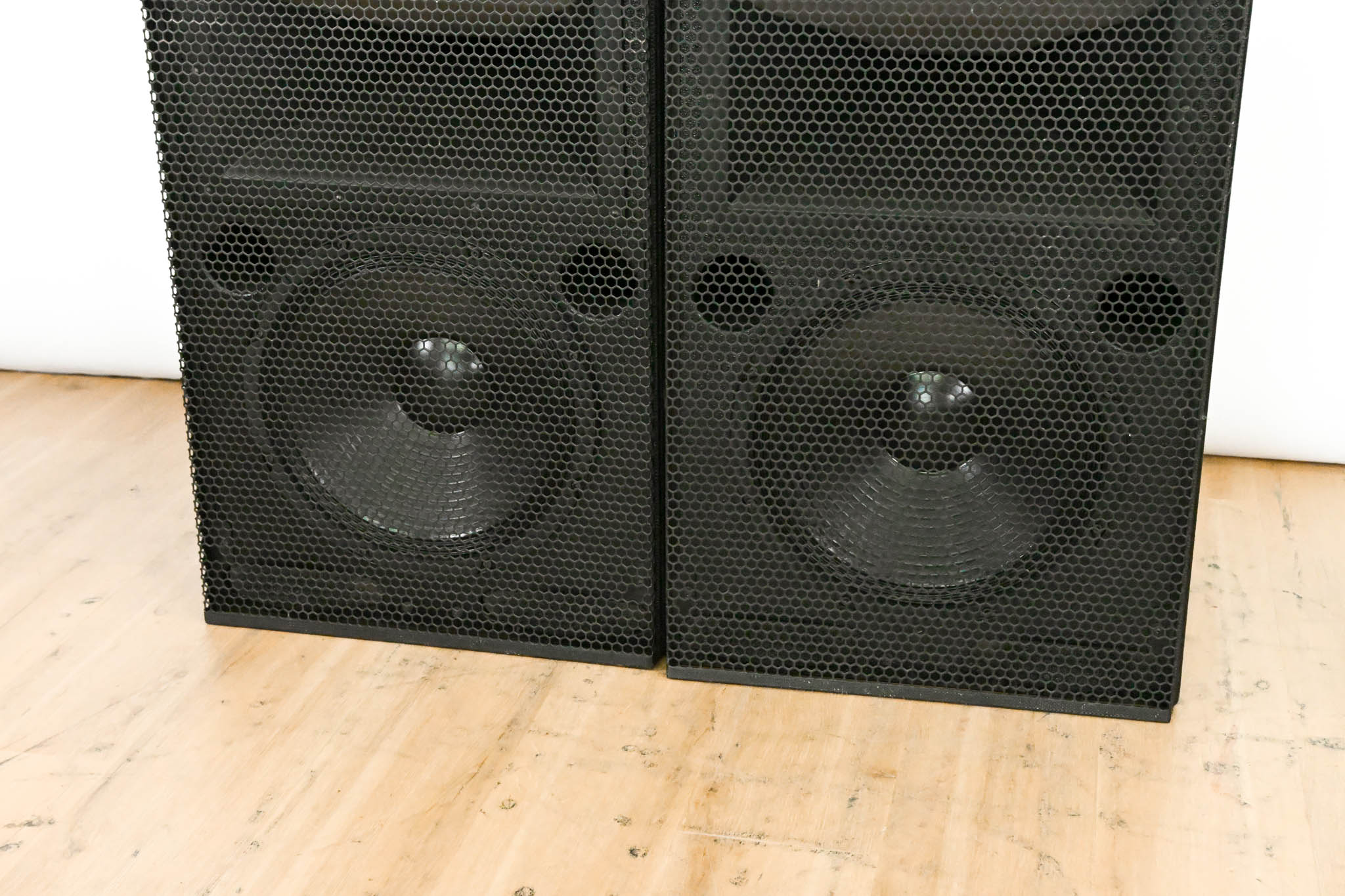Meyer Sound CQ-2 Narrow Coverage Main Loudspeaker (PAIR)