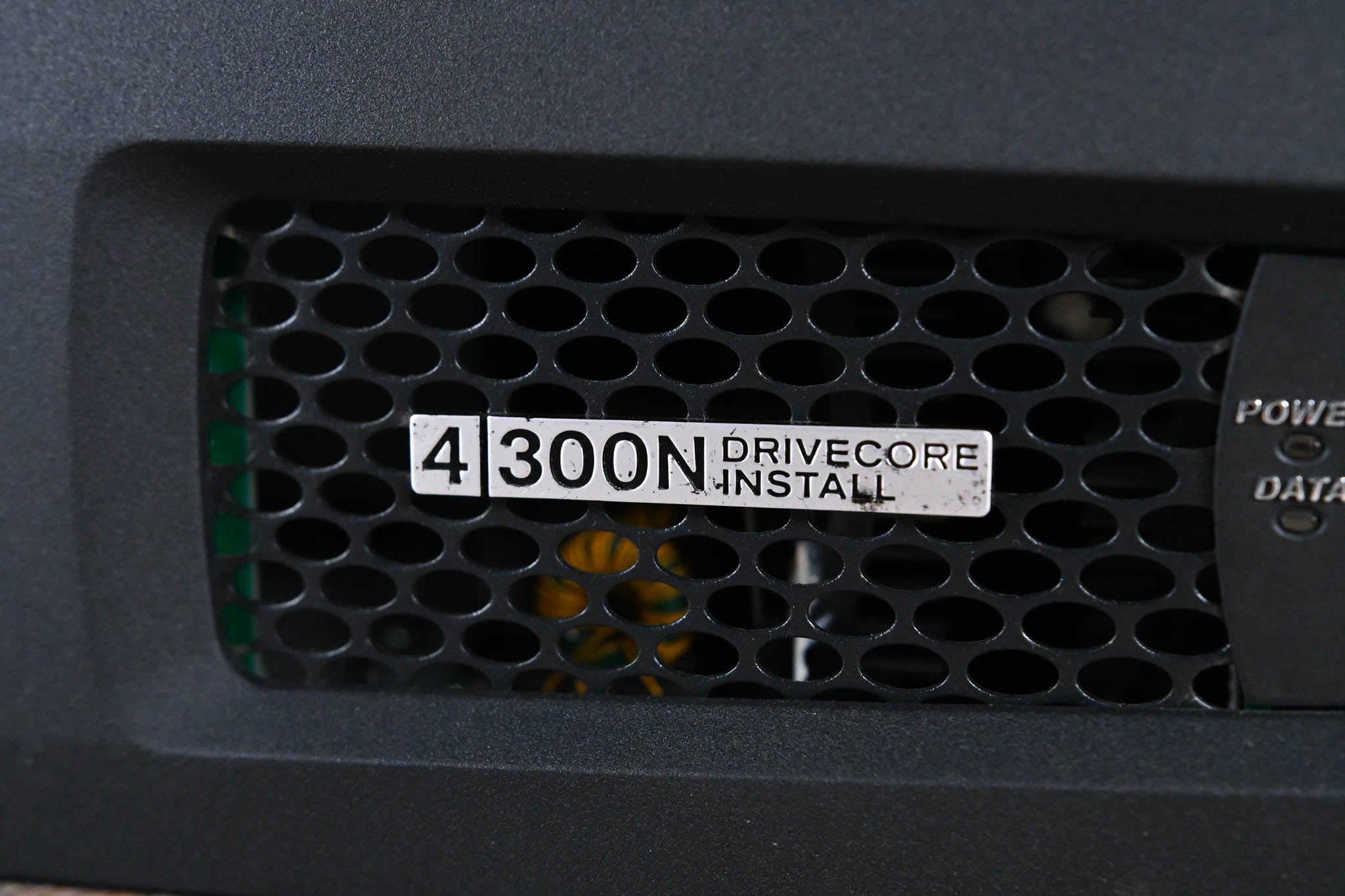 Crown DCi 4|300N DriveCore Install 4-Channel Power Amplifier