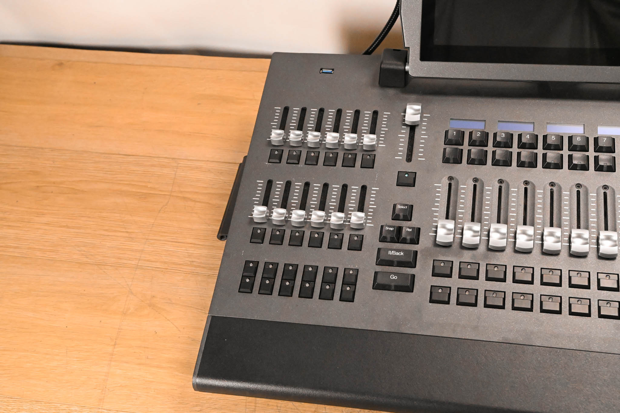 Obsidian Control Systems NX4 Lighting Console