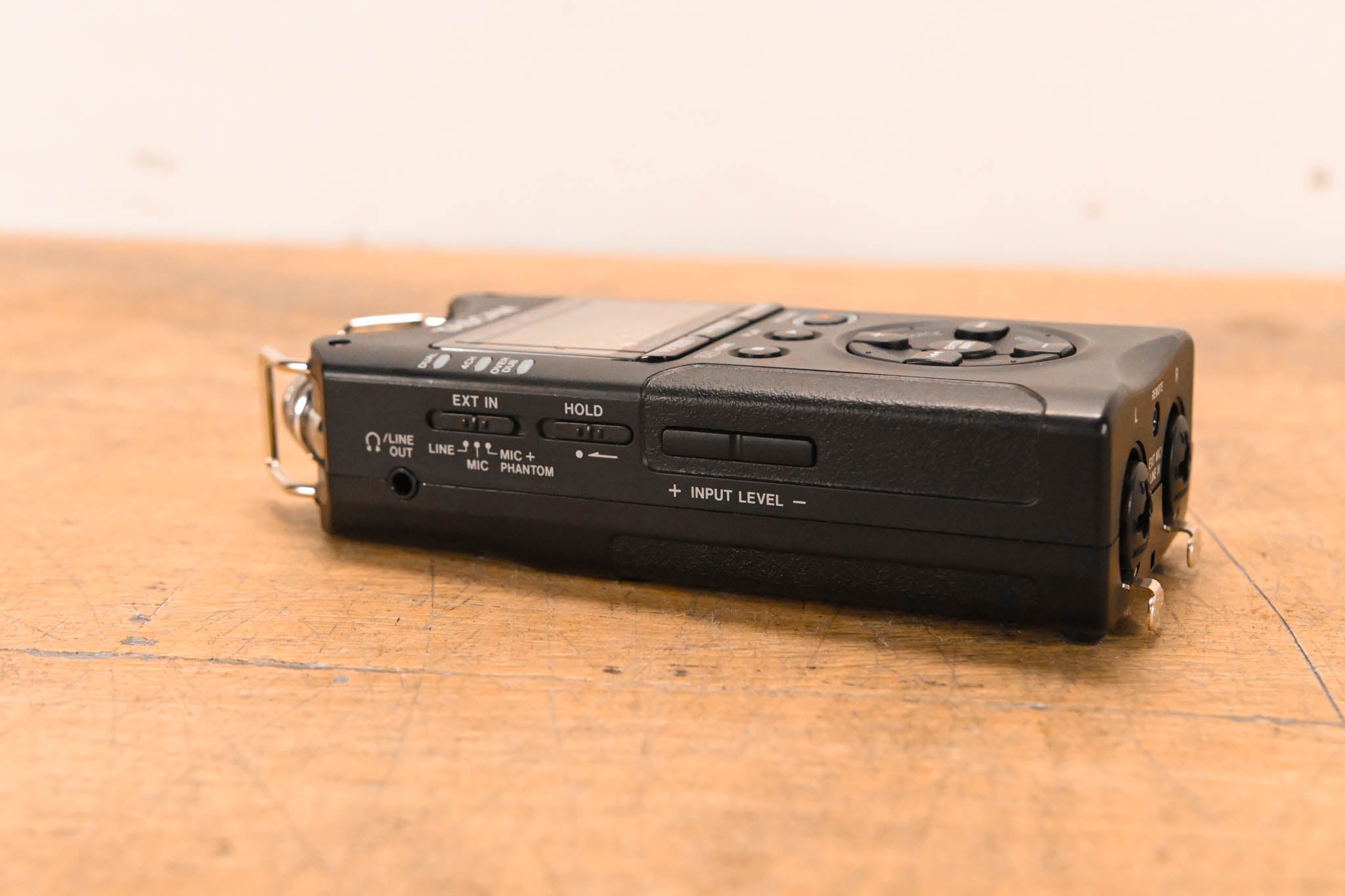 TASCAM DR-40 Handheld 4-Track Recorder