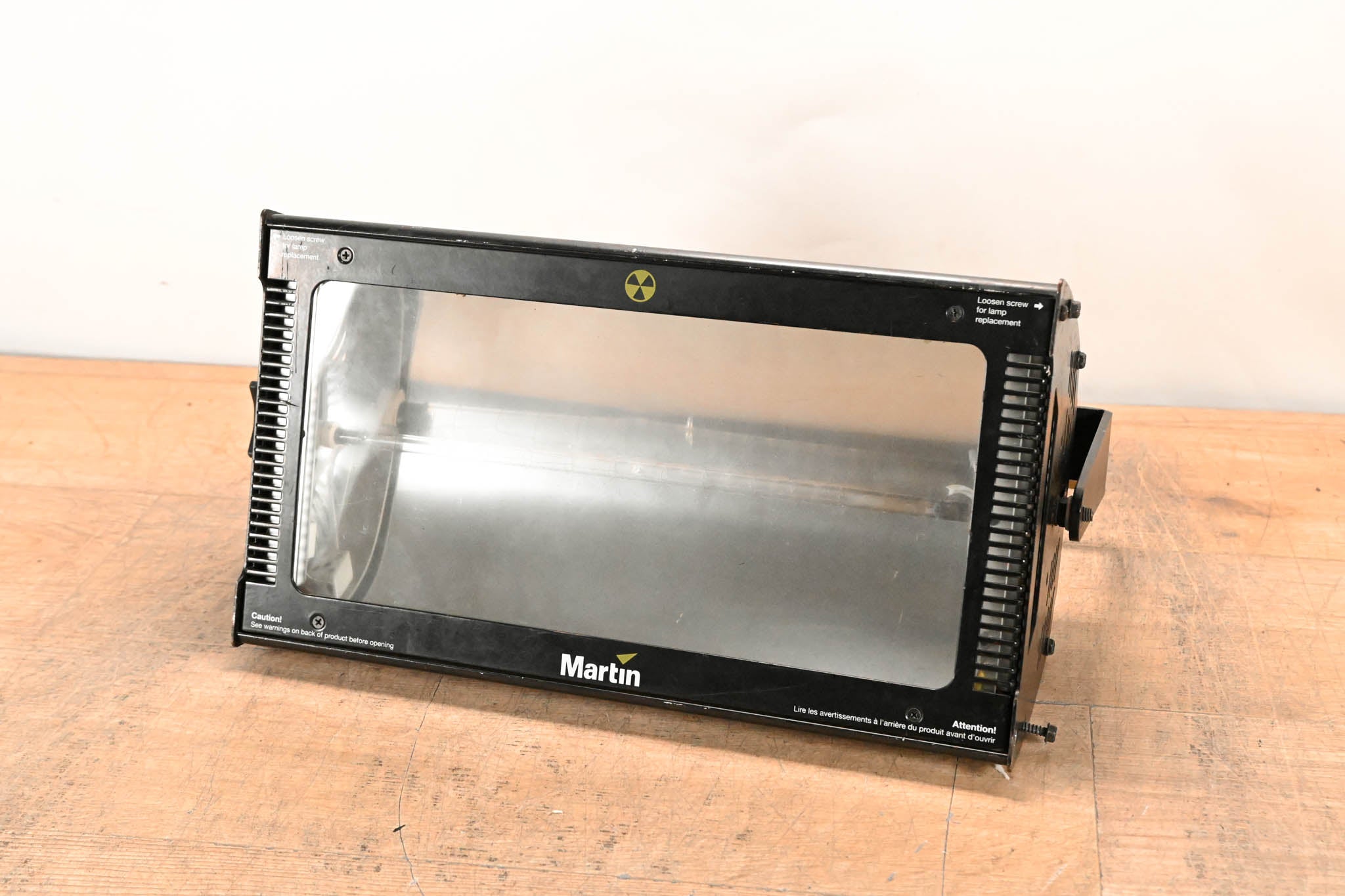 Martin Lighting Atomic 3000 DMX High-Power Xenon Strobe Light