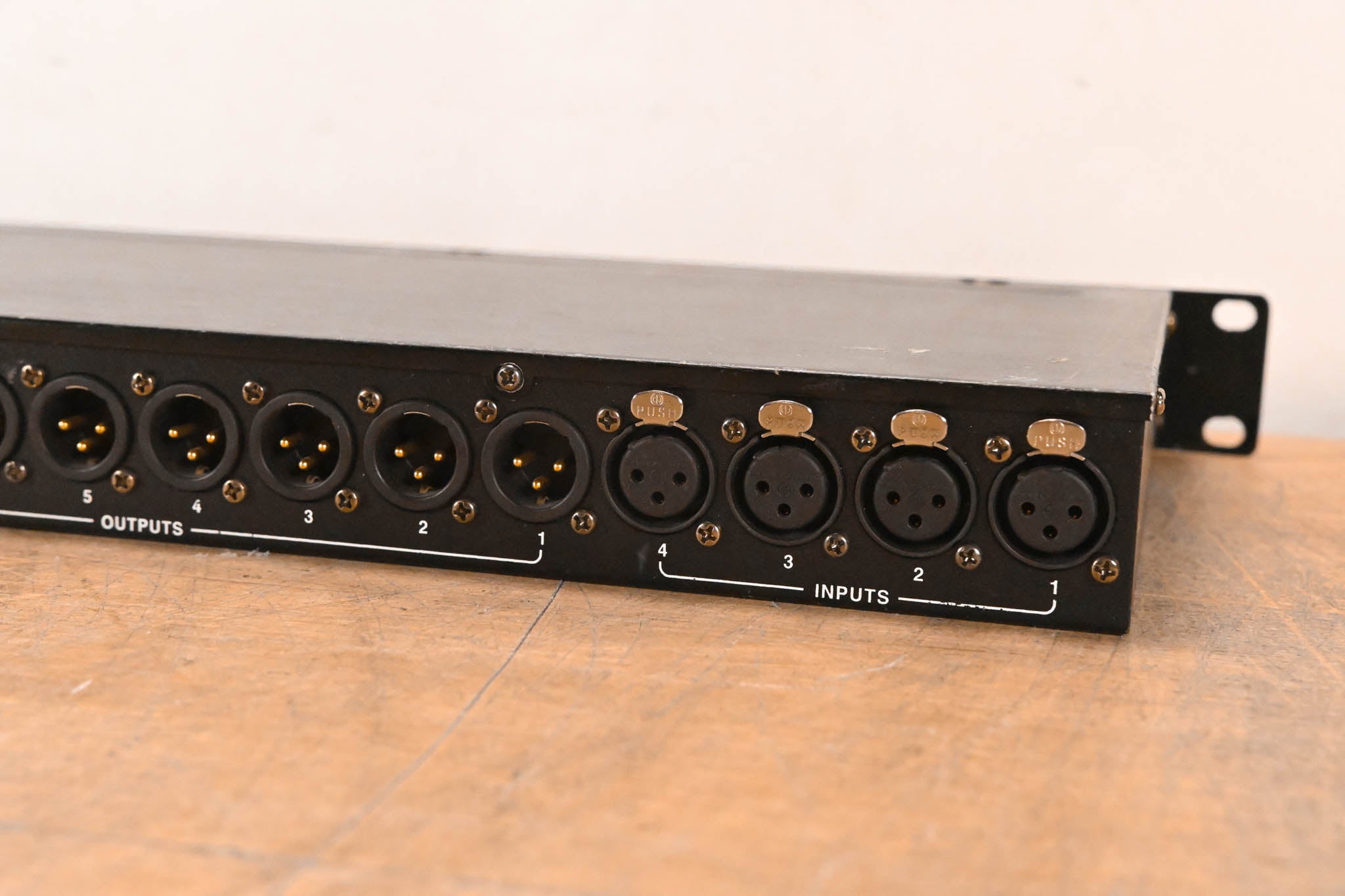Xilica DLP-4080 Loudspeaker Controller
