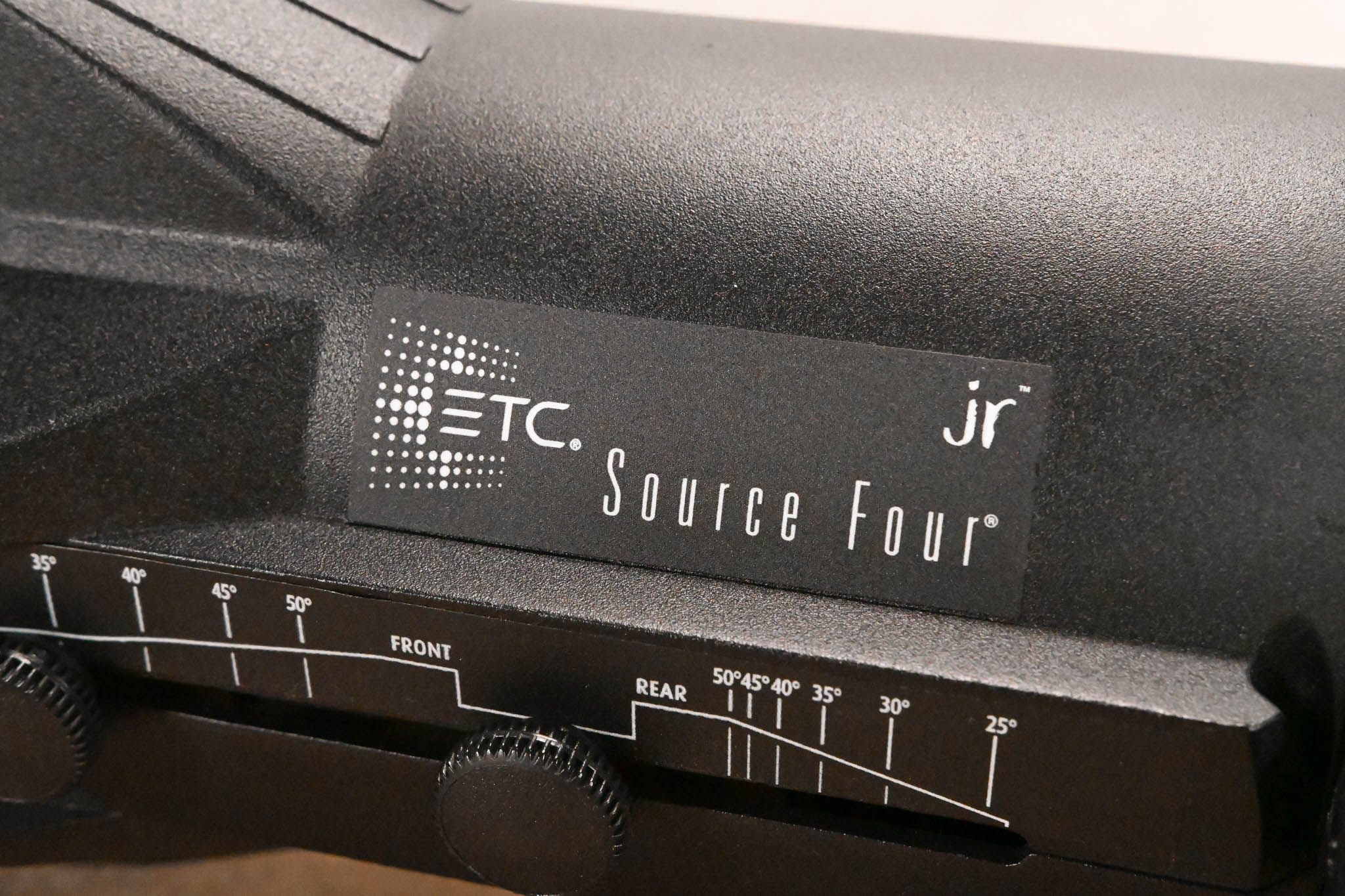 ETC Source Four Jr 25-50 Degree Zoom 575 Ellipsoidal Light