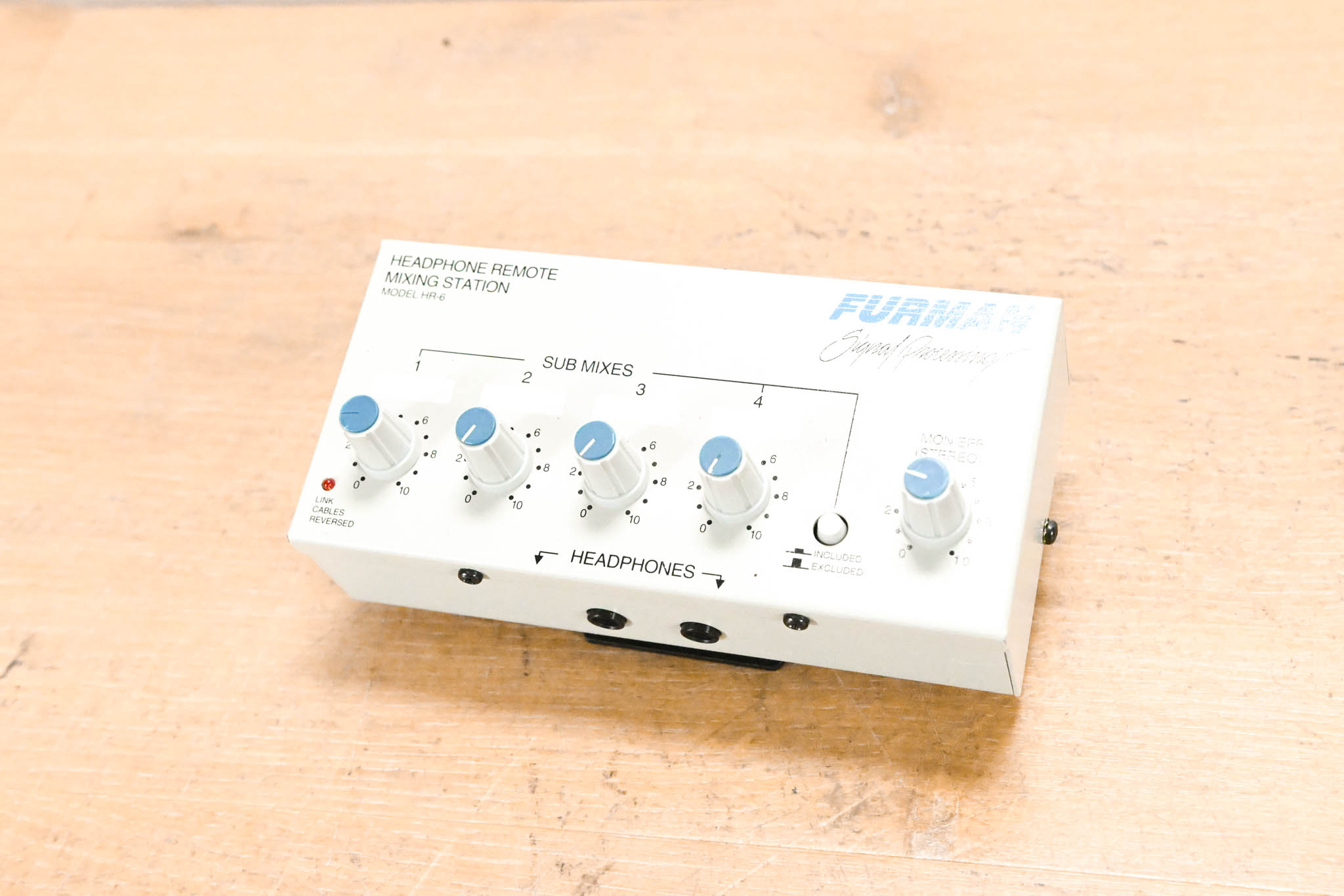 Furman HR-6 6-Channel Headphone Mixing Station