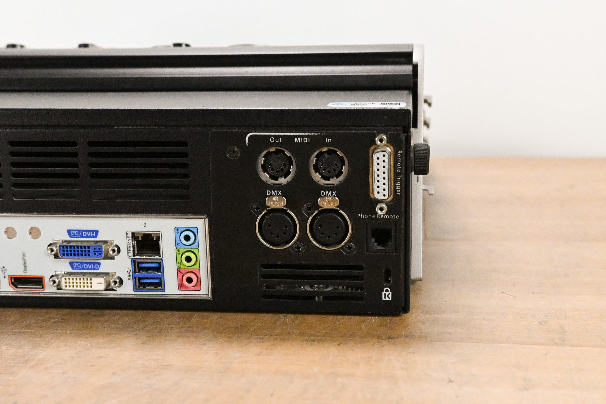 ETC ION 1000 Lighting Console