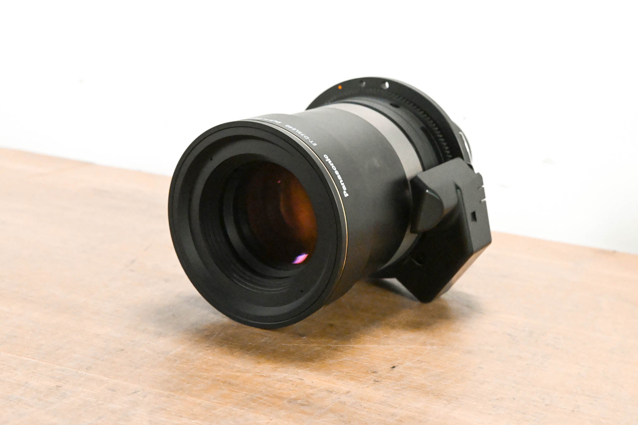 Panasonic ET-D75LE40 Zoom Lens for 3-Chip DLP Projector