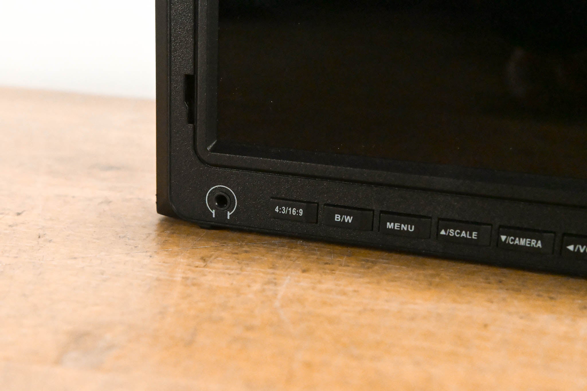 VariZoom VZ-M7 7" HDMI LCD Monitor (NO POWER SUPPLY)
