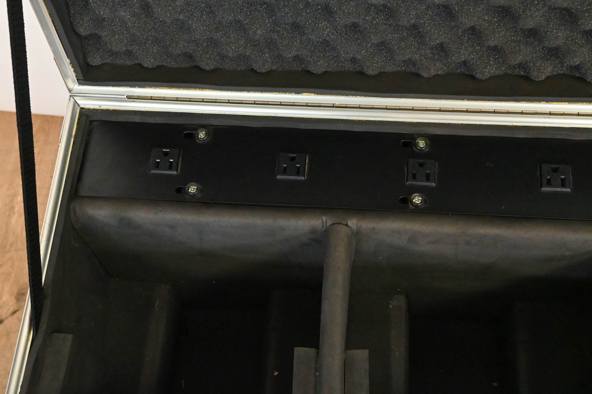 Chauvet Freedom Charge P Charging Case for Freedom Par Lighting Fixtures