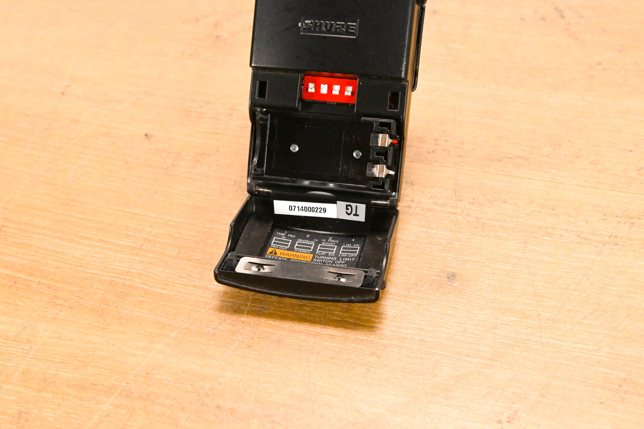 Shure P6HW Wired Bodypack Receiver