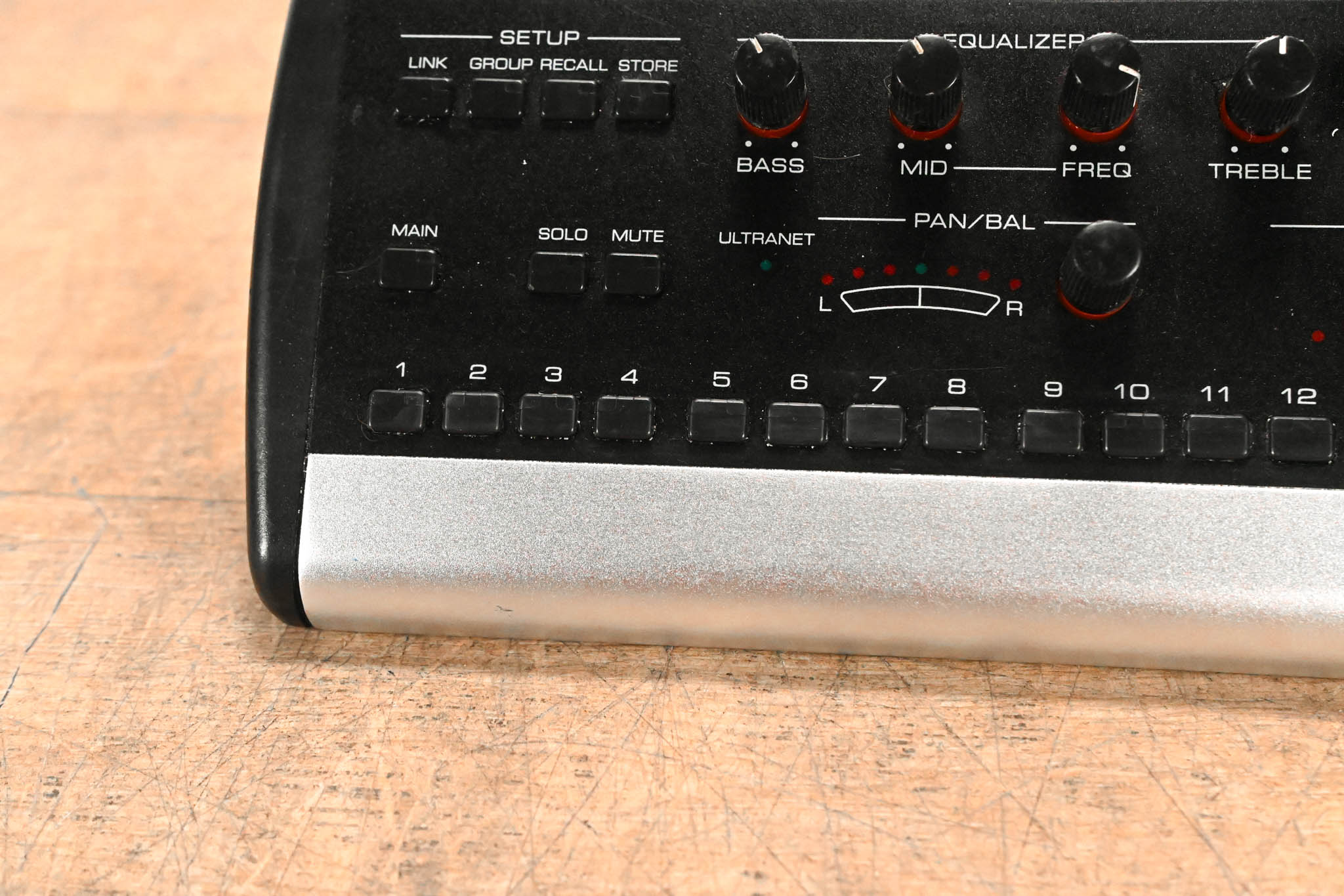 Behringer Powerplay P16-M 16-Channel Digital Personal Mixer