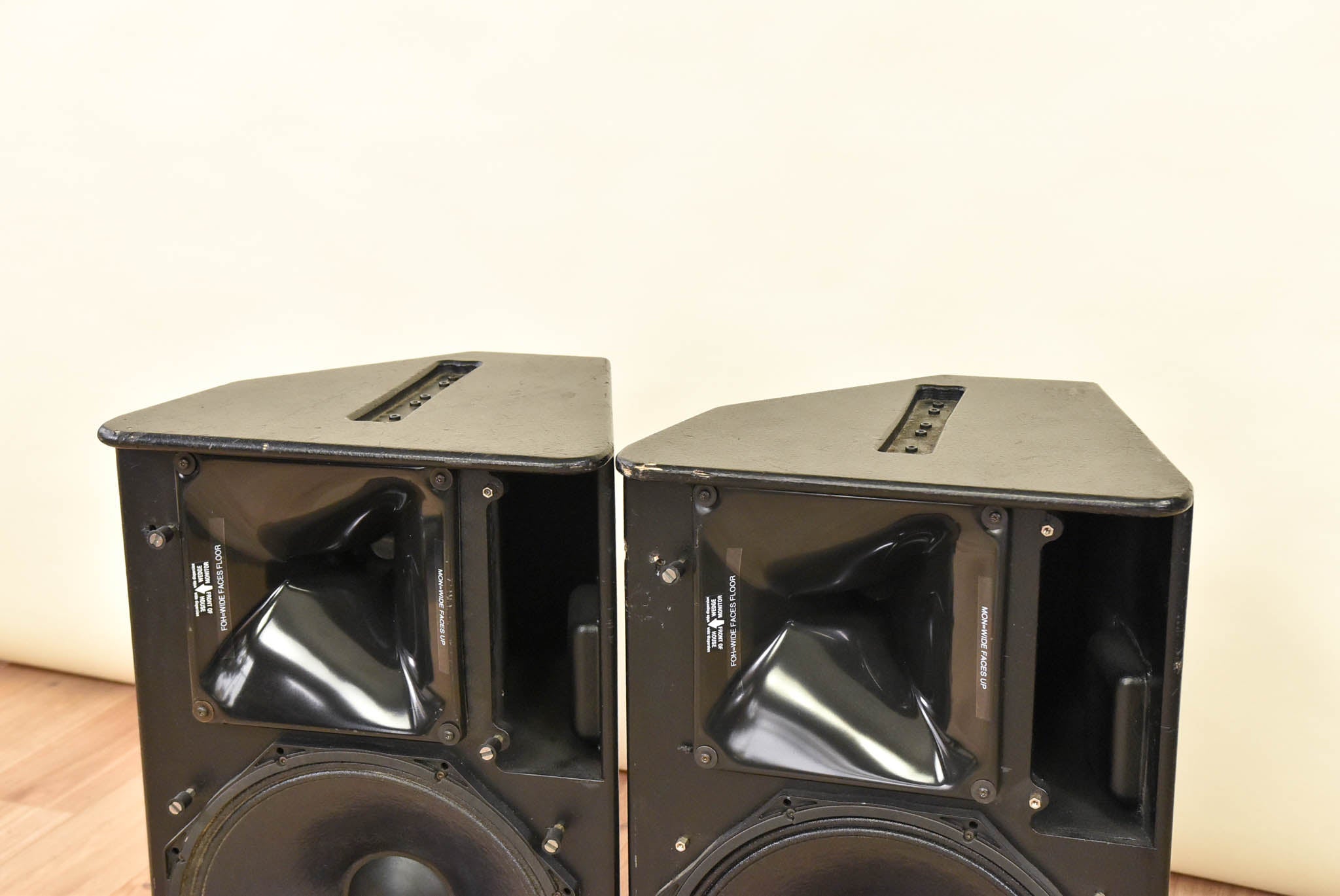NEXO PS15U Two-Way 15-inch Passive Loudspeaker (PAIR)