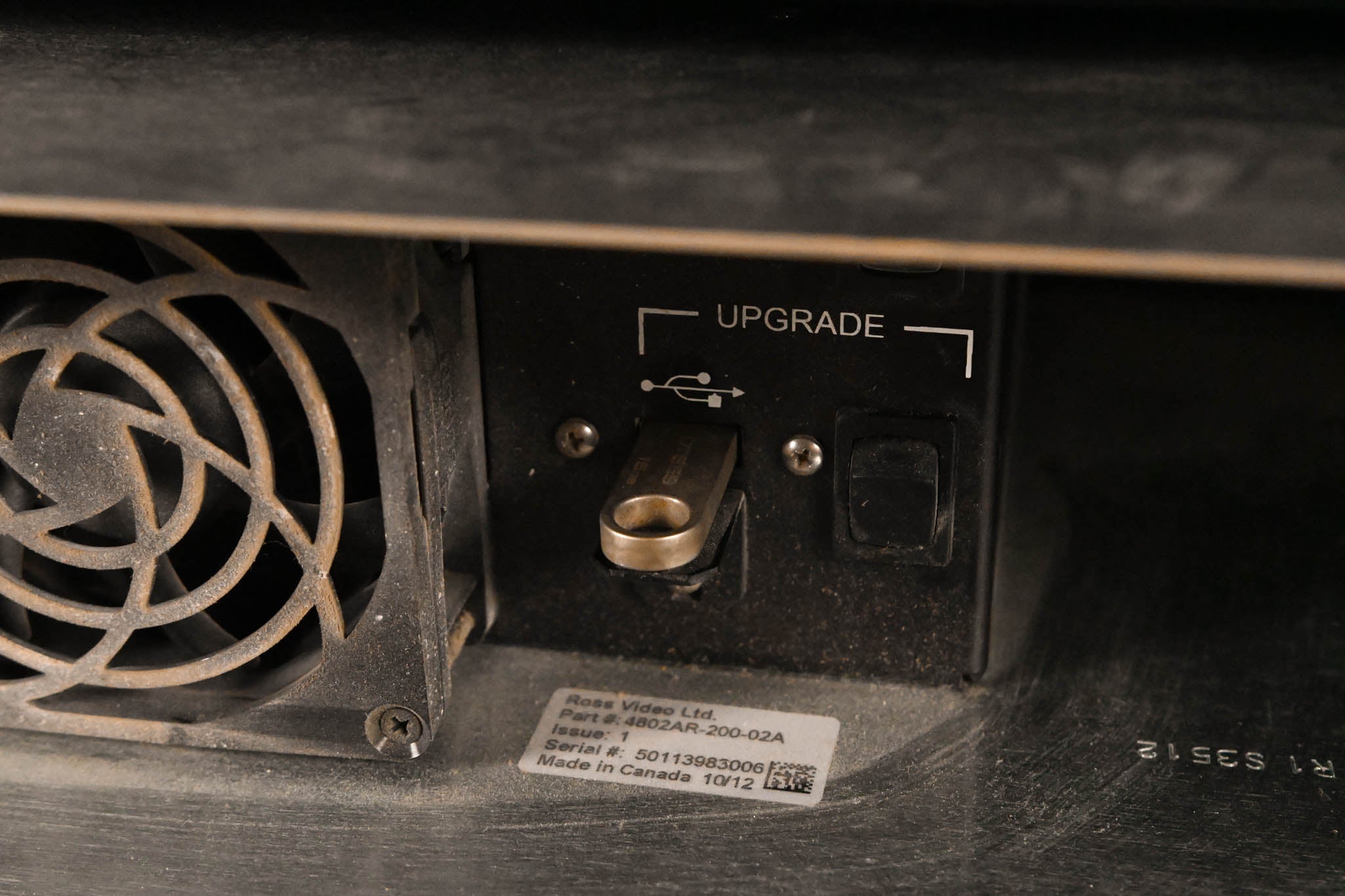 Ross Carbonite 1 M/E Production Switcher with Carbonite 1M Panel