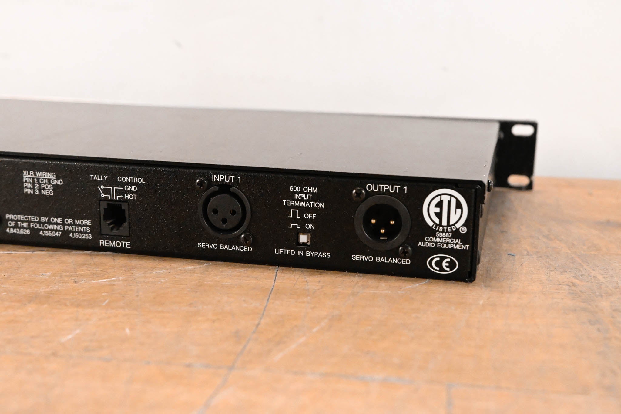 Aphex 720 DOMINATOR II Precision Multiband Peak Limiter