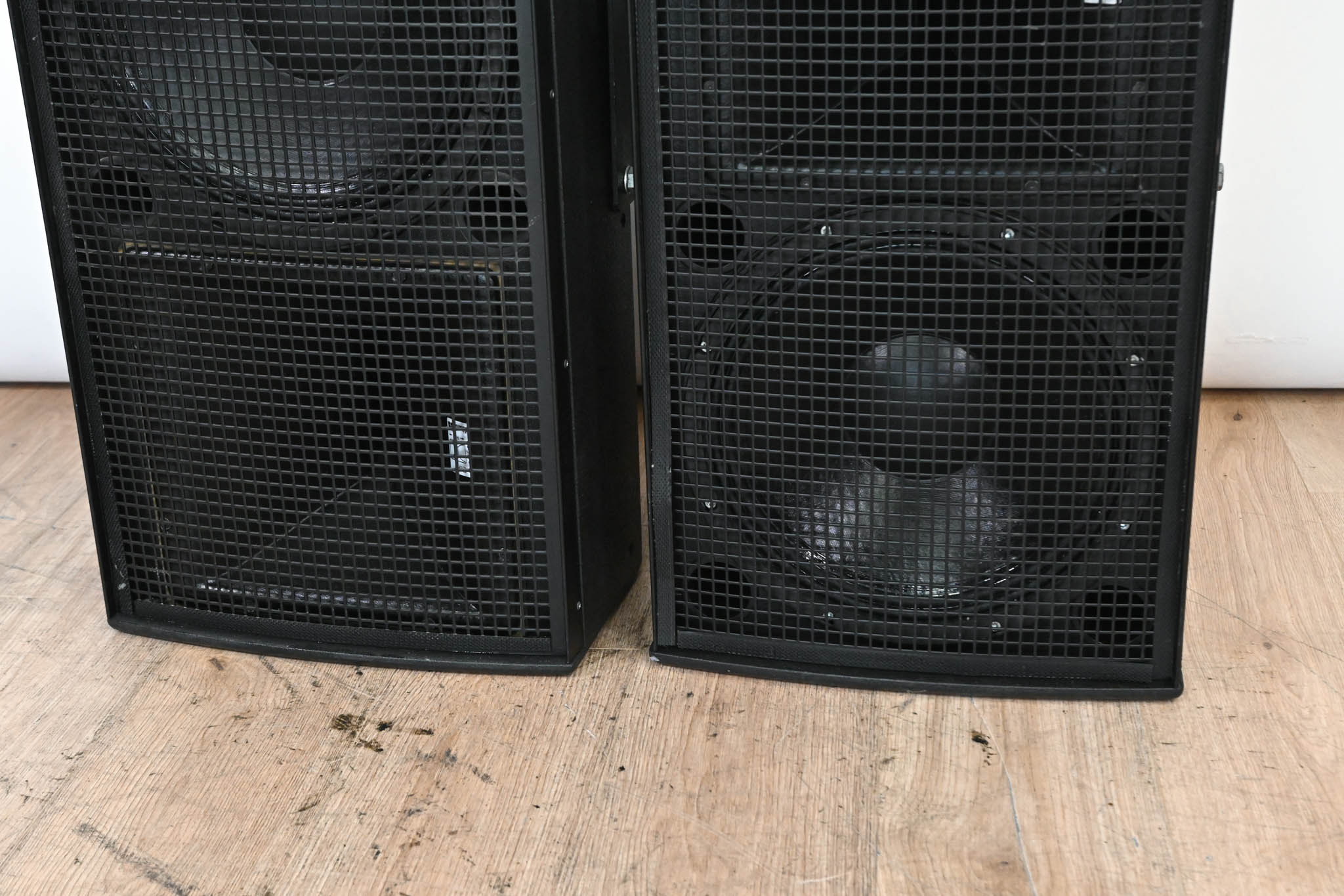 d&b audiotechnik Ci90 Full Range 2-Way Passive Loudspeaker (PAIR)