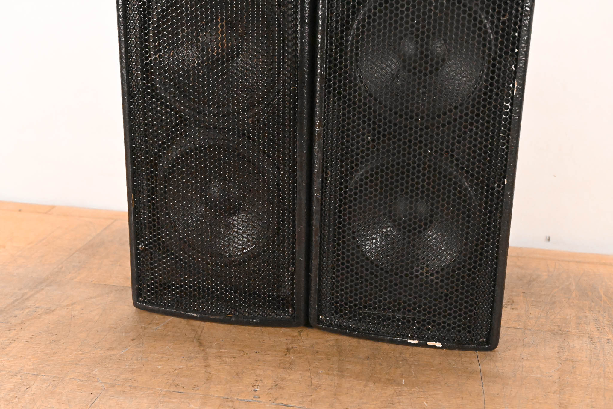 EAW JF50s Compact 2-Way Full Range Passive Loudspeaker (PAIR)