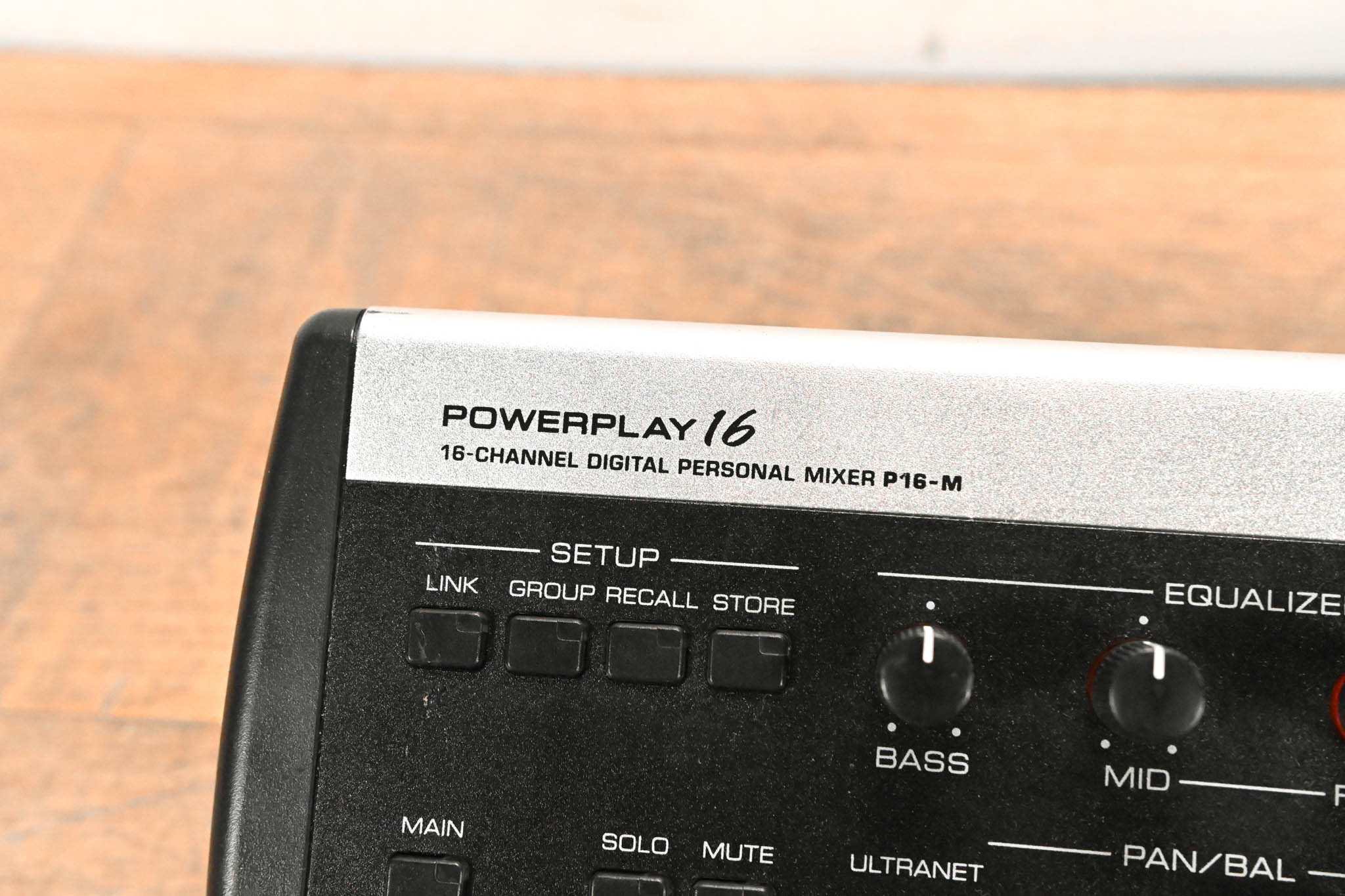 Behringer Powerplay P16-M 16-Channel Digital Personal Mixer