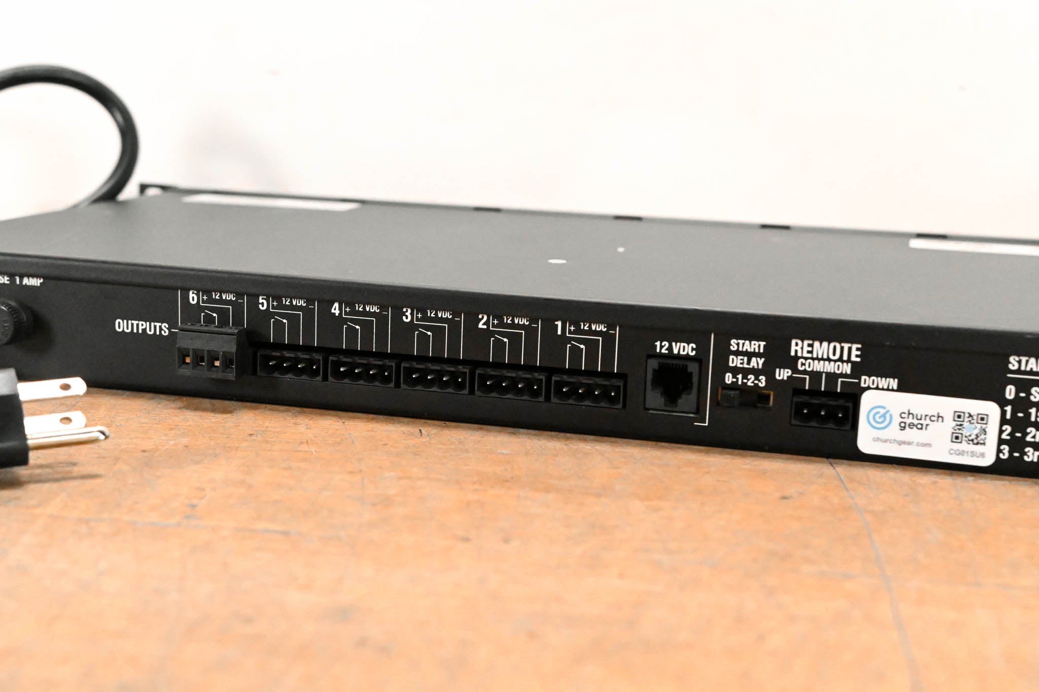 Middle Atlantic USC-6R Power Sequencer Rackmount Power Conditioner