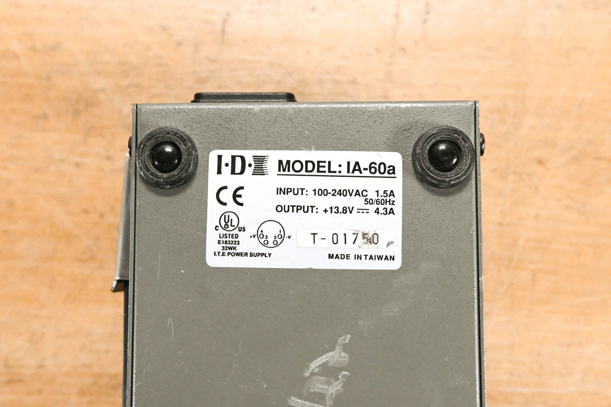 IDX System Technology IA-60a Single-Channel DC Power Supply