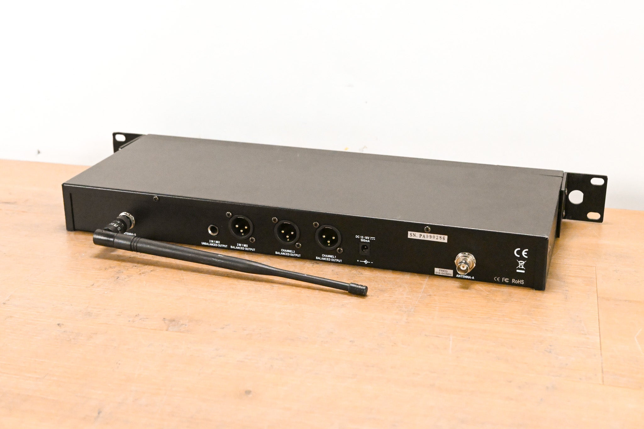 Airwave Technologies AT-4200 Wireless Receiver: 514-542 MHz (NO PSU)
