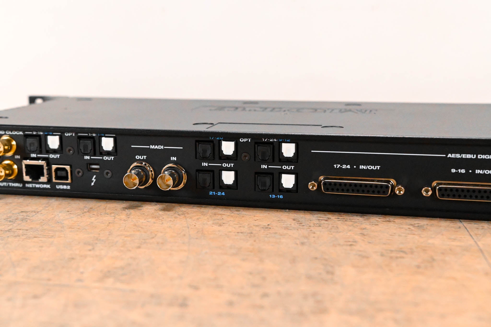 MOTU 112D 112x112 Thunderbolt / USB 2.0 Audio Interface
