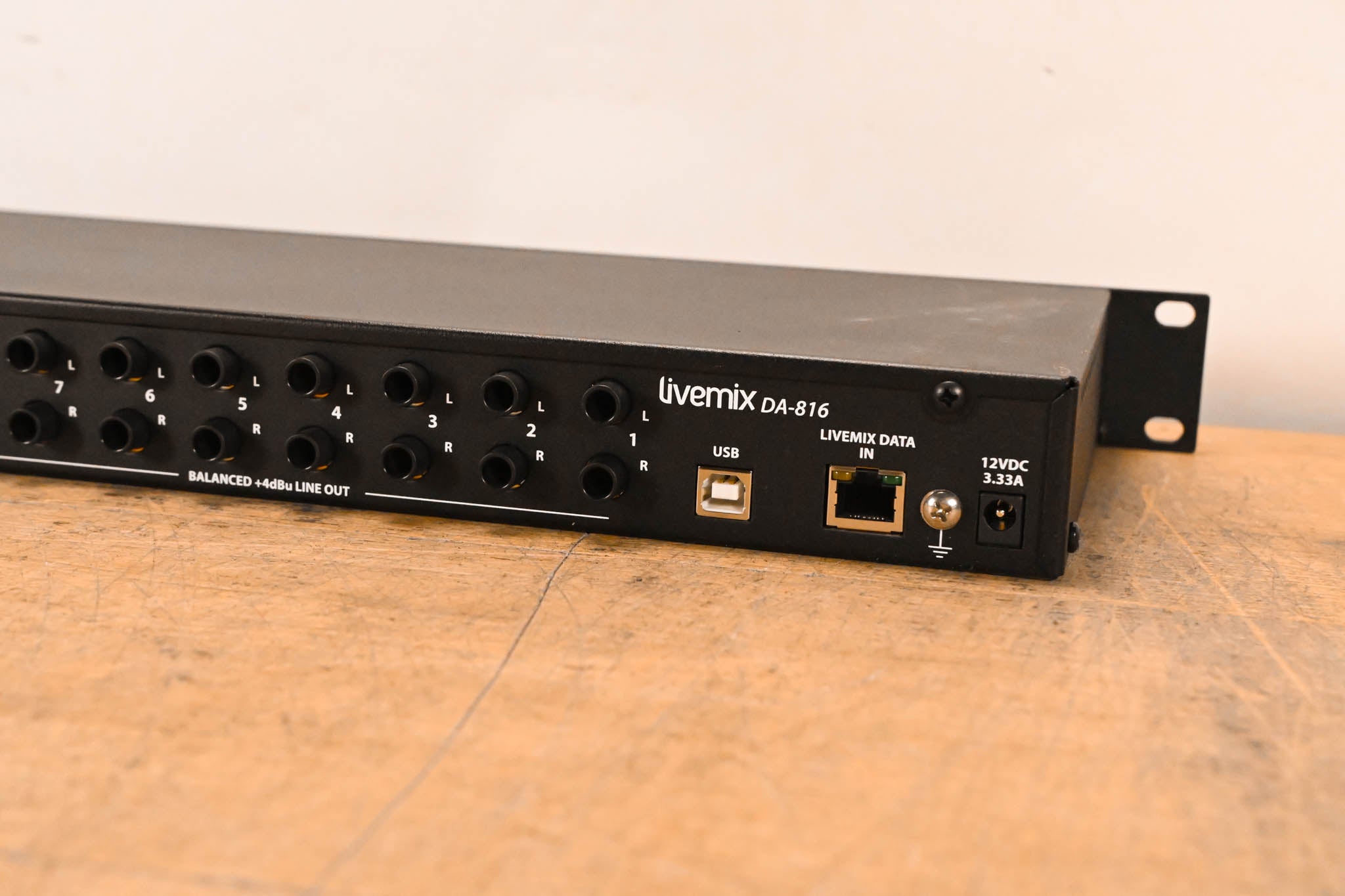 Digital Audio Labs Livemix DA-816 Analog Output Unit (NO POWER SUPPLY)