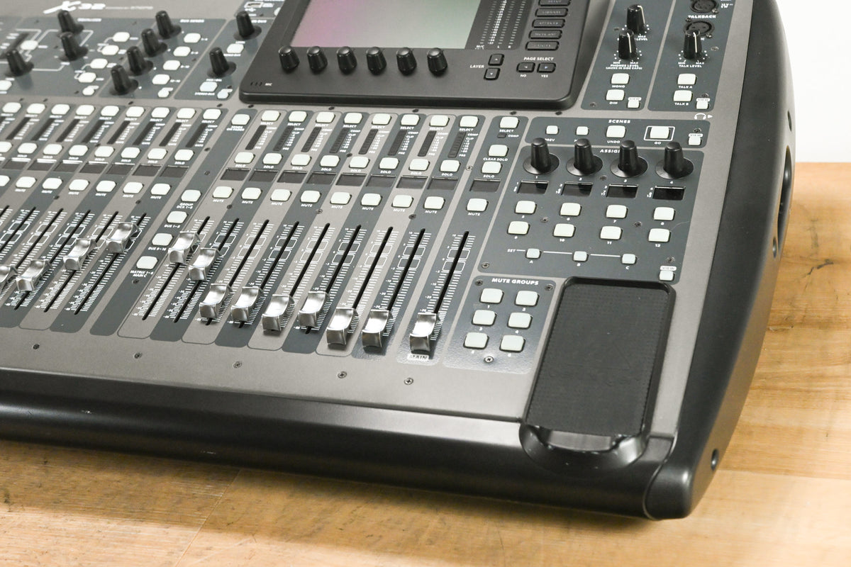 Behringer X32 40-Channel Digital Mixing Console