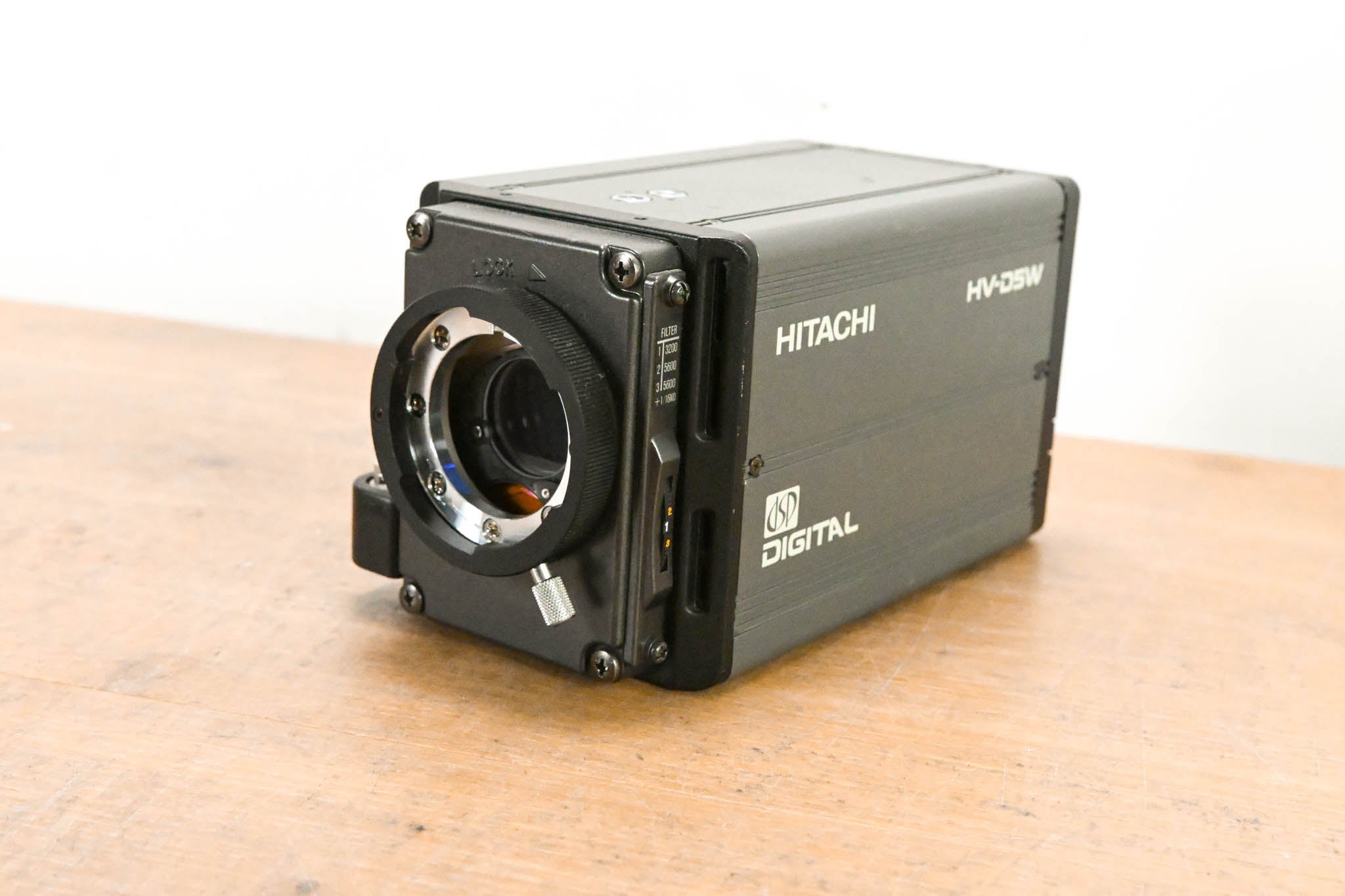 Hitachi HV-D5W High Performance SDTV Camera Body