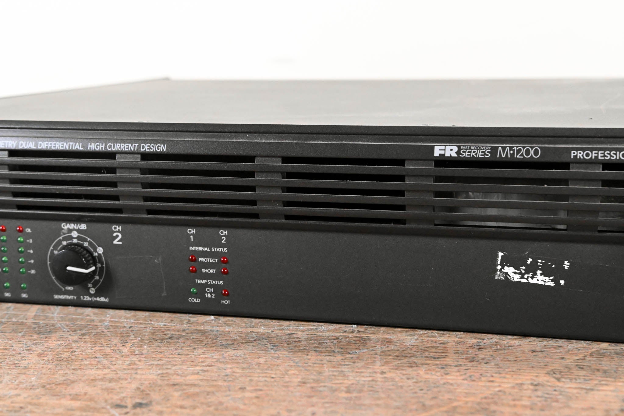 Mackie M-1200 FR Series 2-Channel Power Amplifier