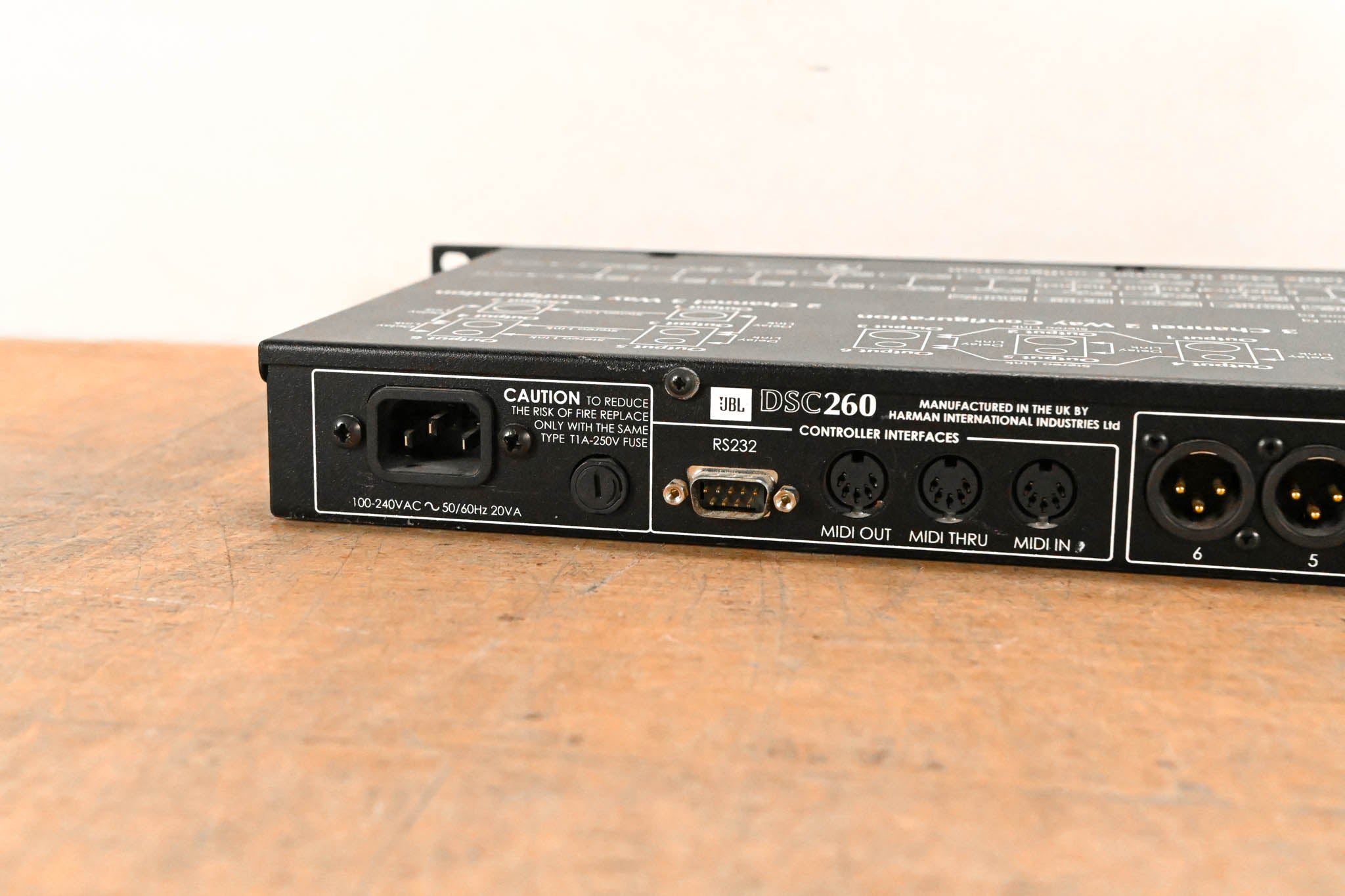 JBL DSC260 Digital System Controller