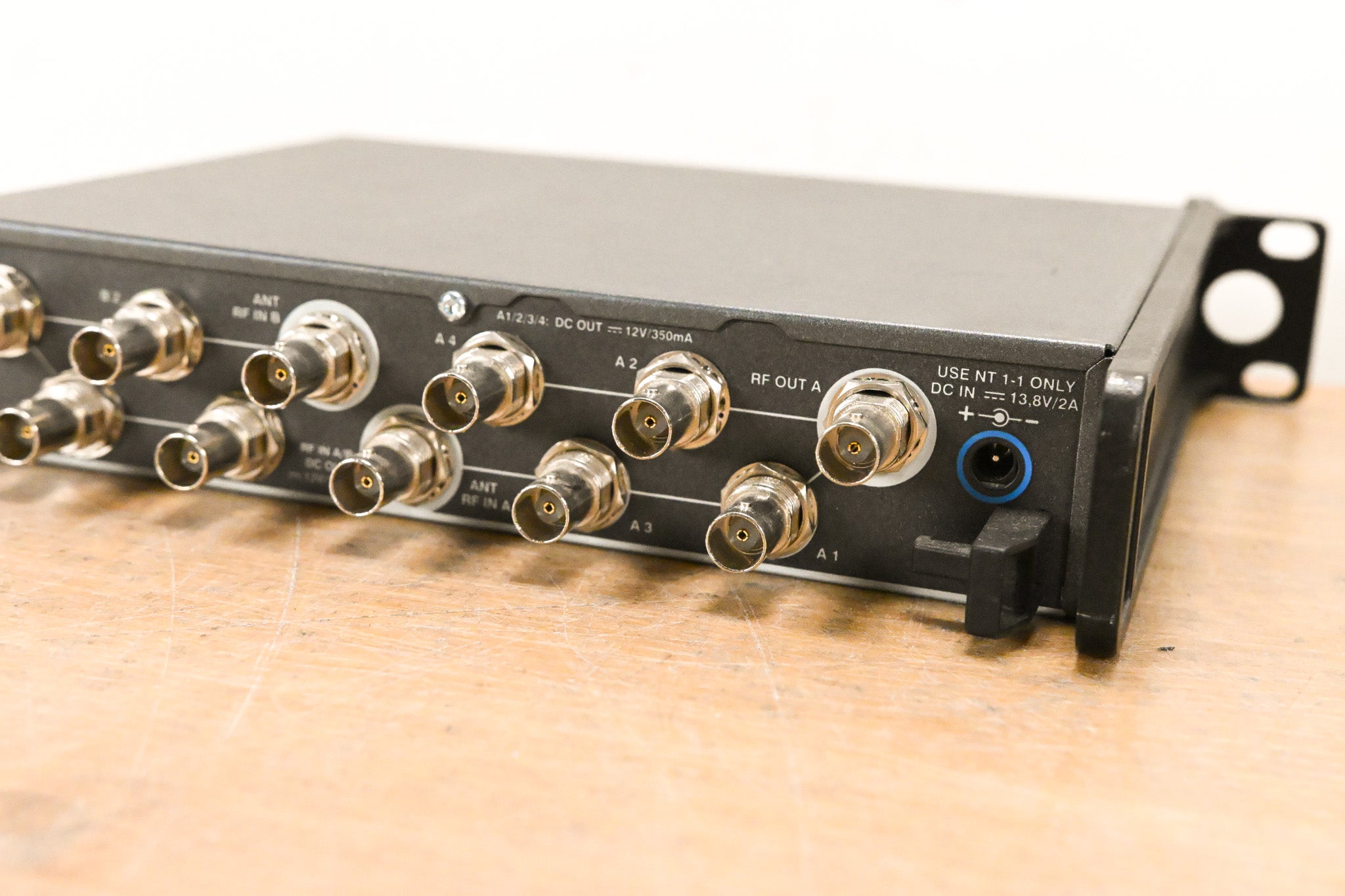 Sennheiser ASA 1 Active Antenna Splitter - 500-870 MHz (NO POWER SUPPLY)