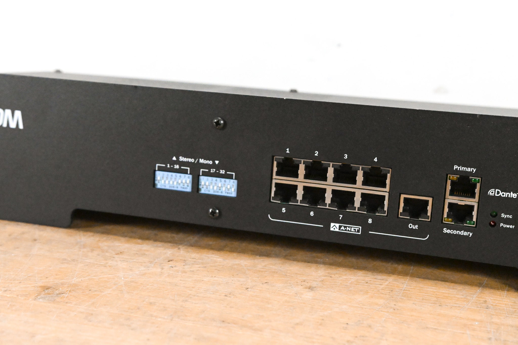 Aviom D400-Dante A-Net Distributor with Dante Connectivity