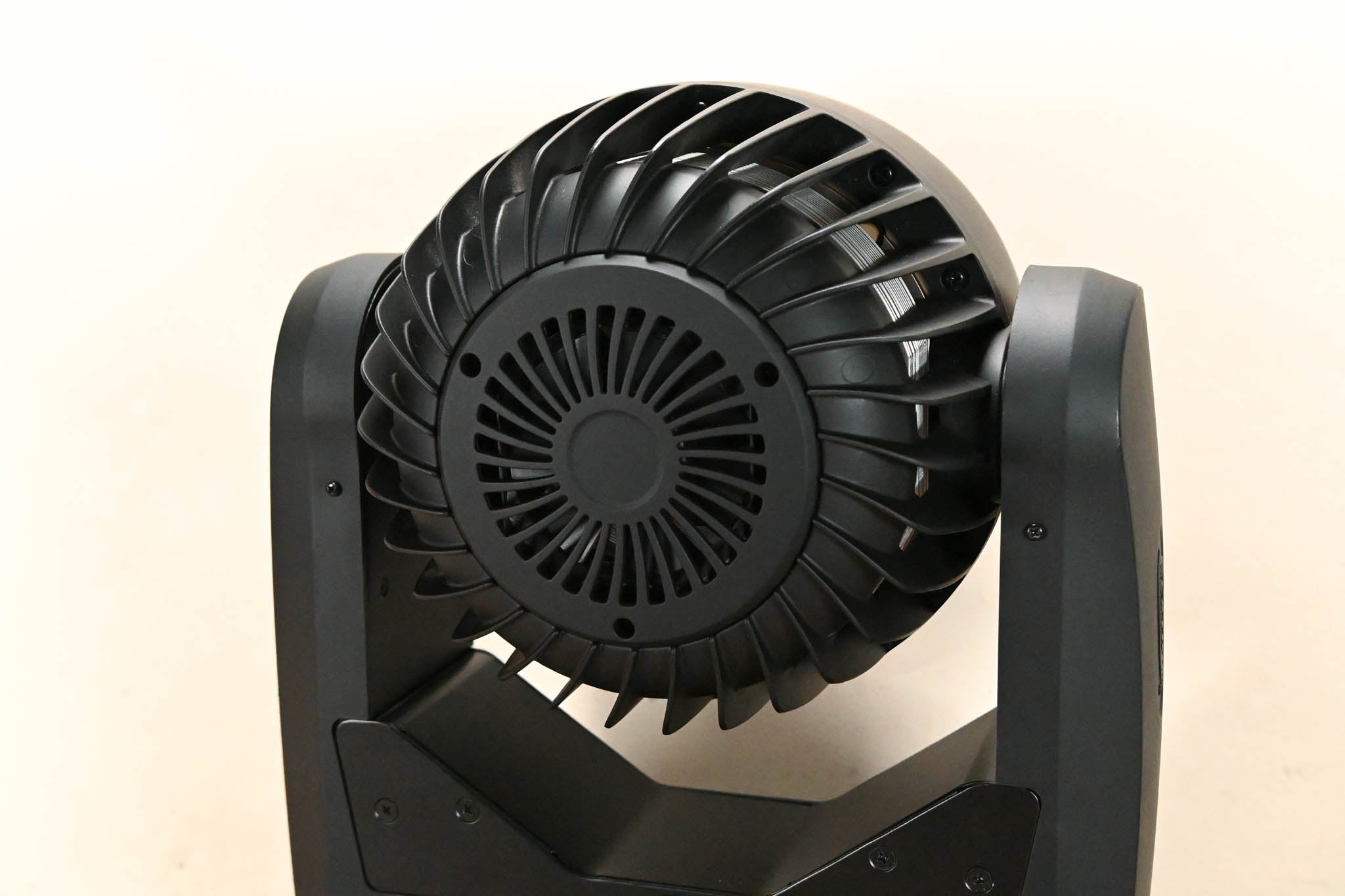 Elation Rayzor Q12 Zoom LED Wash Luminaire