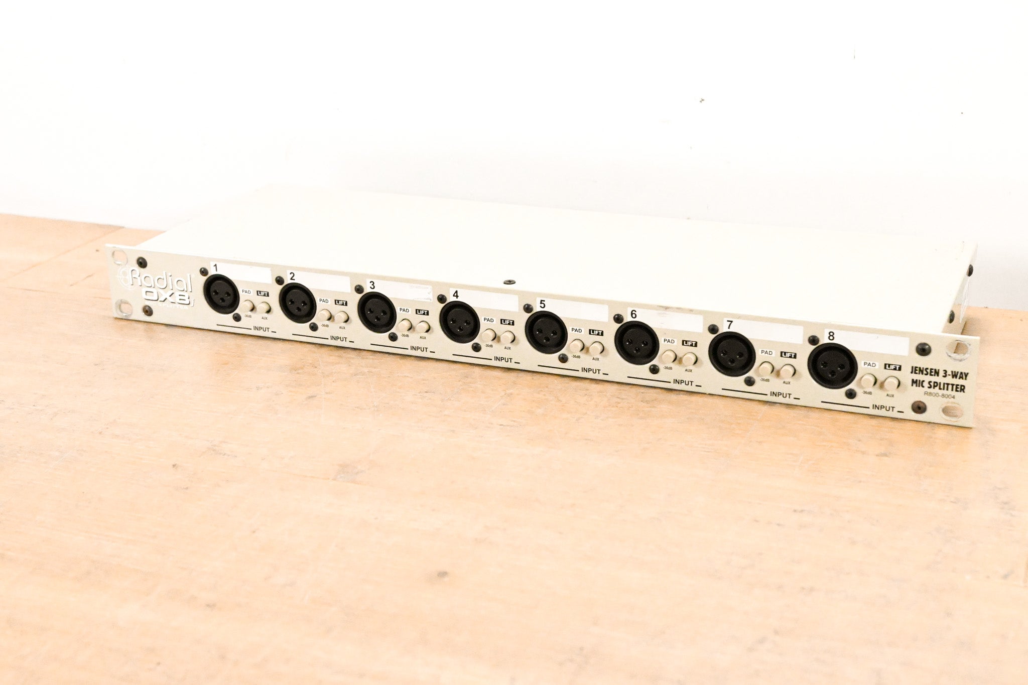 Radial Engineering OX8-j Jensen-Equipped 8-Channel Microphone Splitter