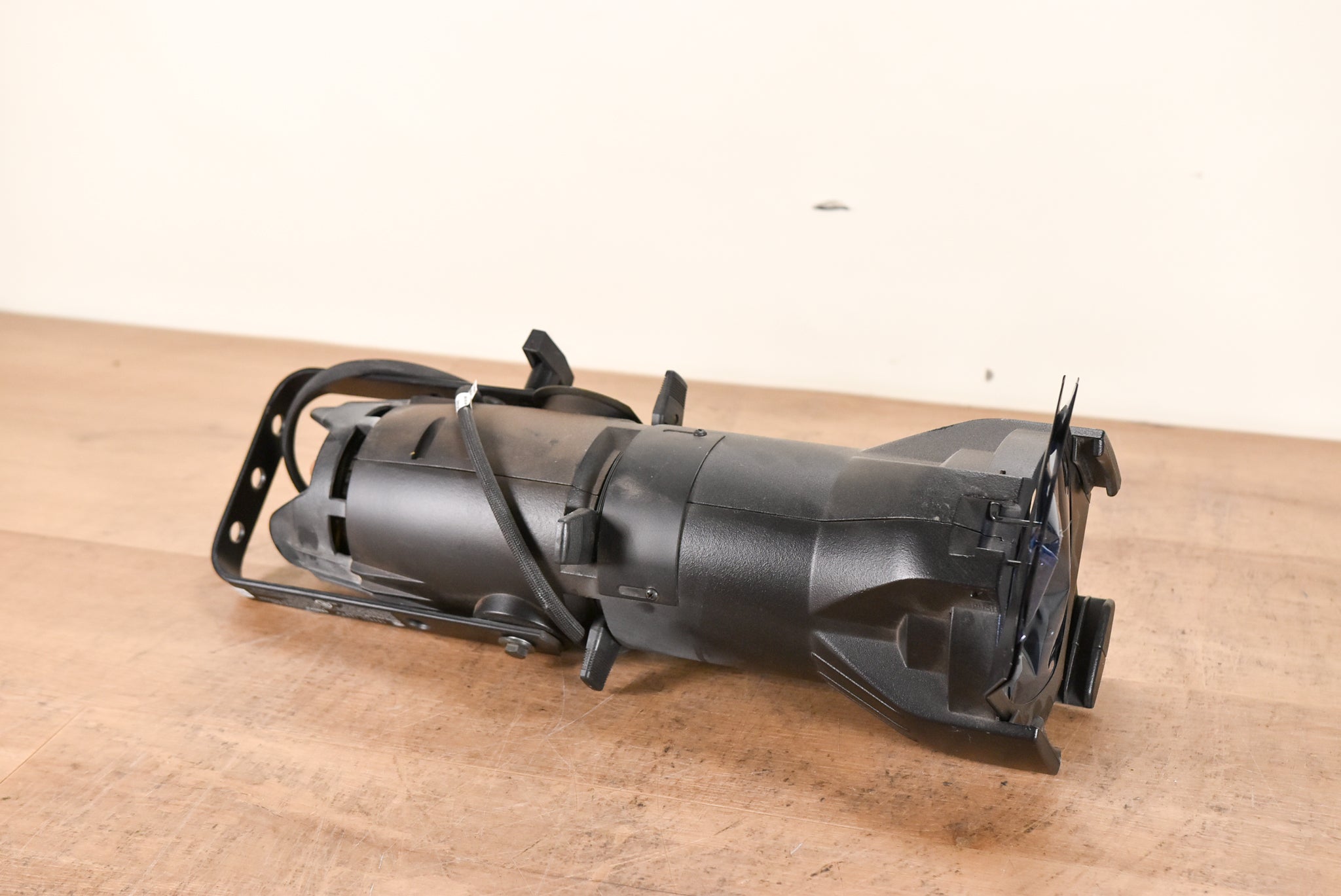 ETC Source Four Jr 26 Degree 575 Ellipsoidal Light