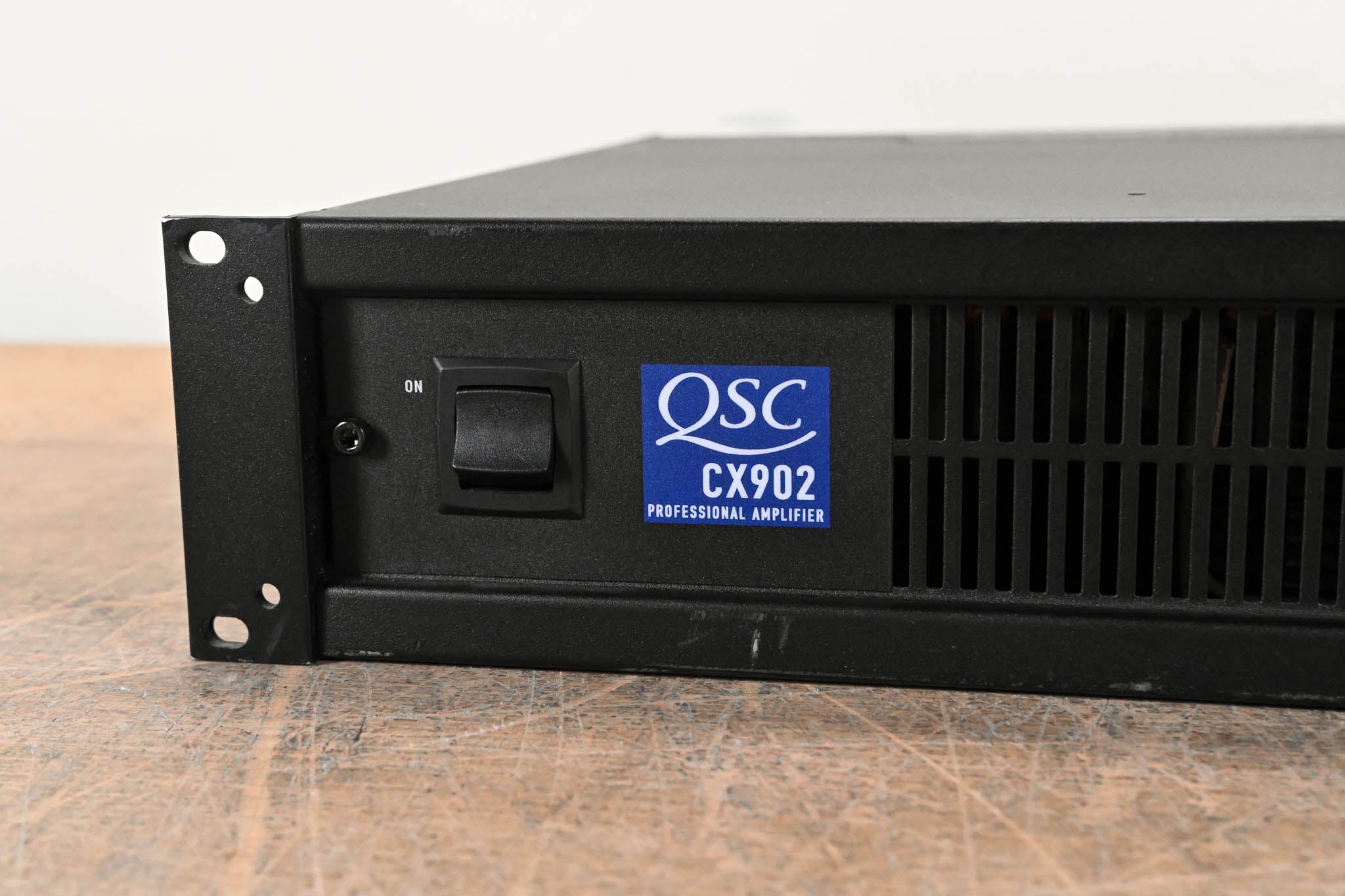 QSC CX902 2-Channel Power Amplifier