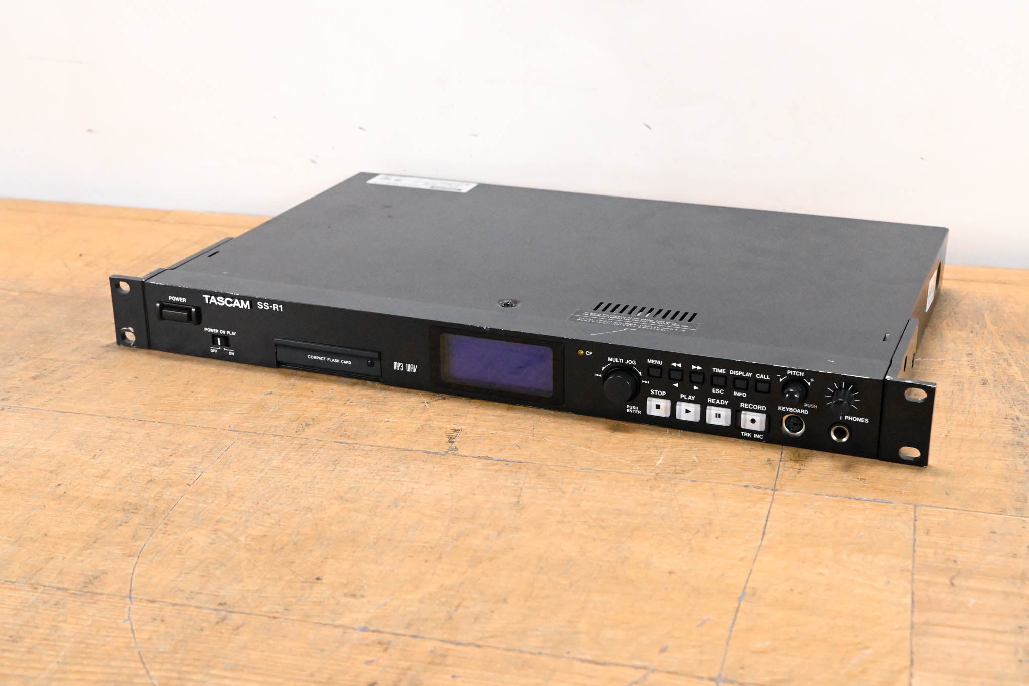TASCAM SS-R1 Rack-Mountable Compact Solid State Recorder