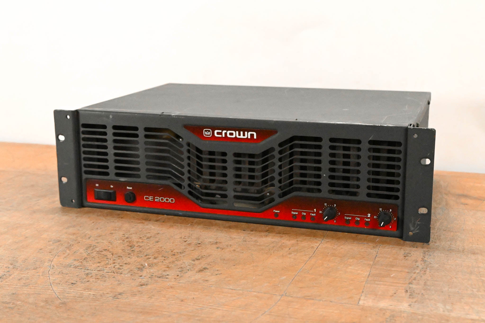 Crown CE2000 2-Channel Power Amplifier