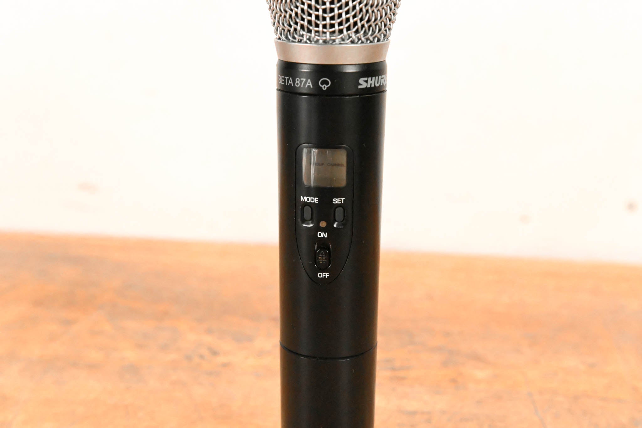 Shure ULX2/BETA87A Wireless Handheld Transmitter - J1 Band: 554-590 MHz