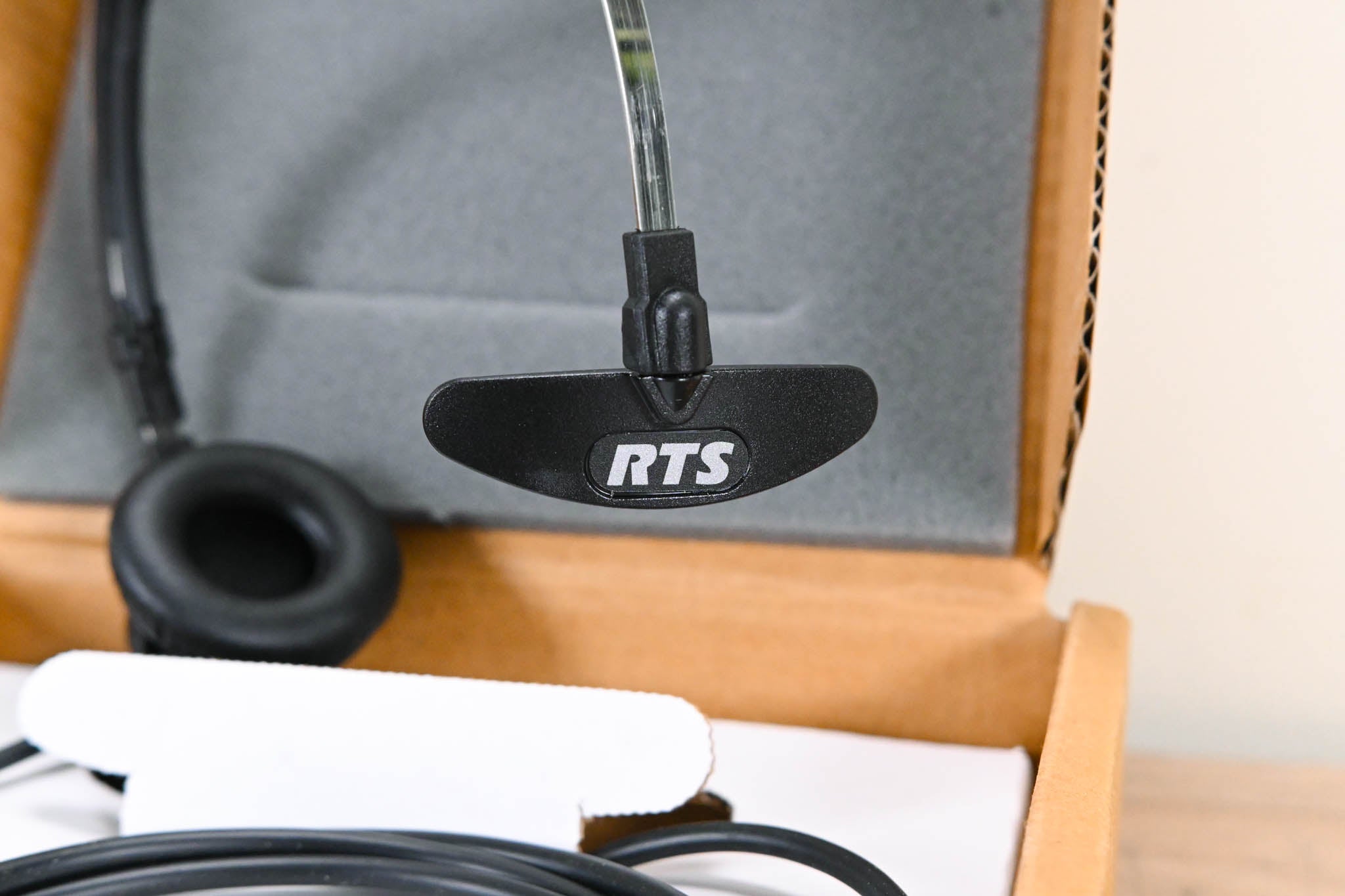 RTS LH-300-DM-A4F Single Side Microphone Headset