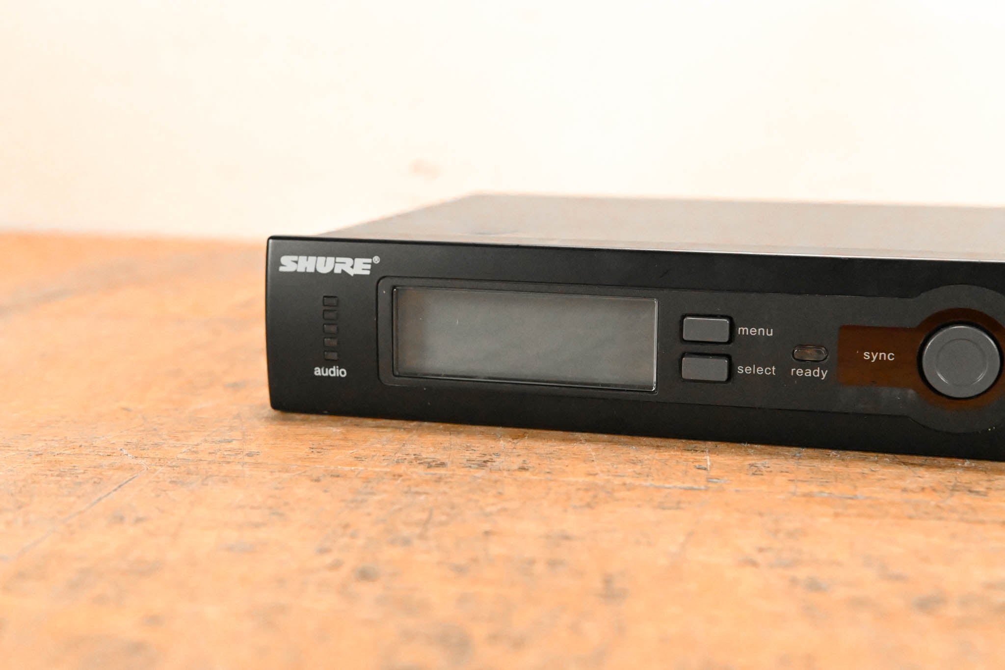 Shure SLX4 Wireless Receiver - G5 Band: 494-518 MHz