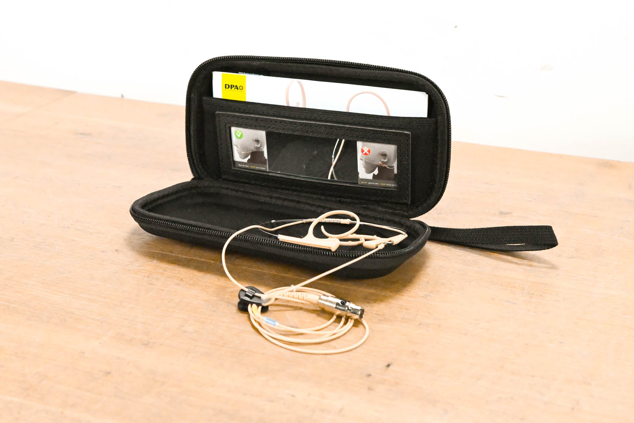 DPA Microphones 4188 CORE Cardioid Flex Headset Mic, Beige w/ TA4F
