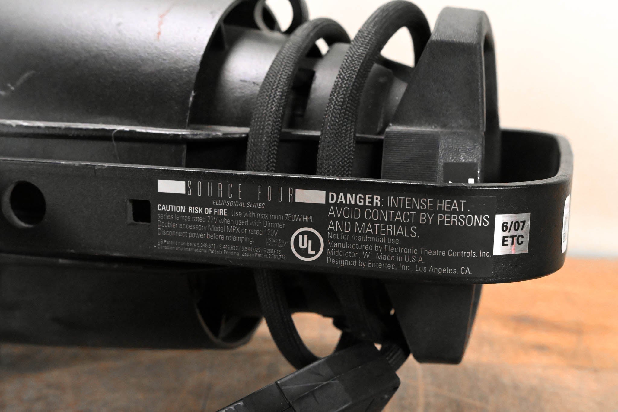 ETC Source Four Zoom 15-30 Degree 750 Ellipsoidal Light