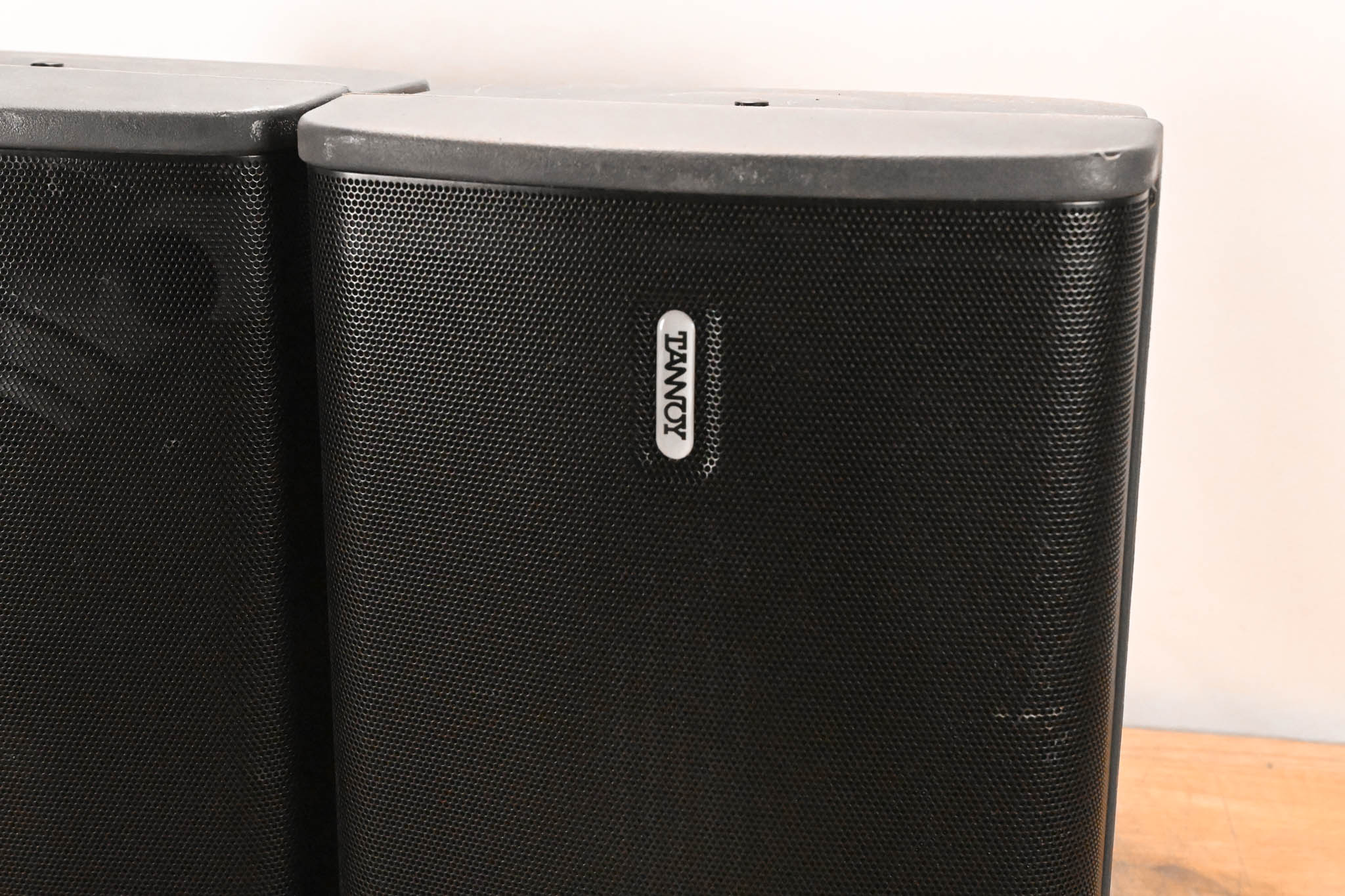 Tannoy i8 AW 8" Dual Concentric All-Weather Passive Loudspeaker (PAIR)