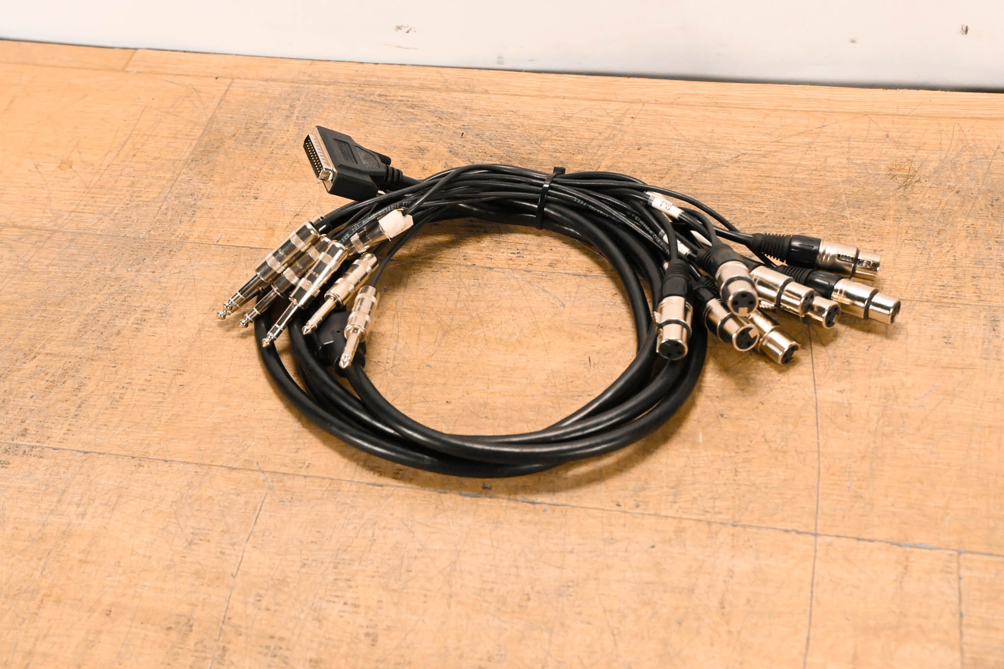 Unbranded DB25 Male to (8x)XLRF and (8x)TRS Cable - 10ft