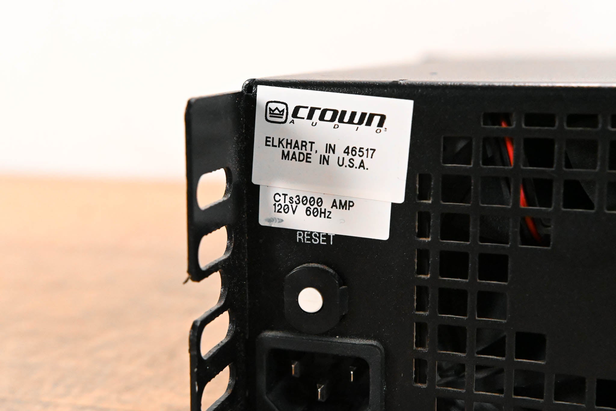 Crown CTs 3000 Two-Channel 1500W Power Amplifier