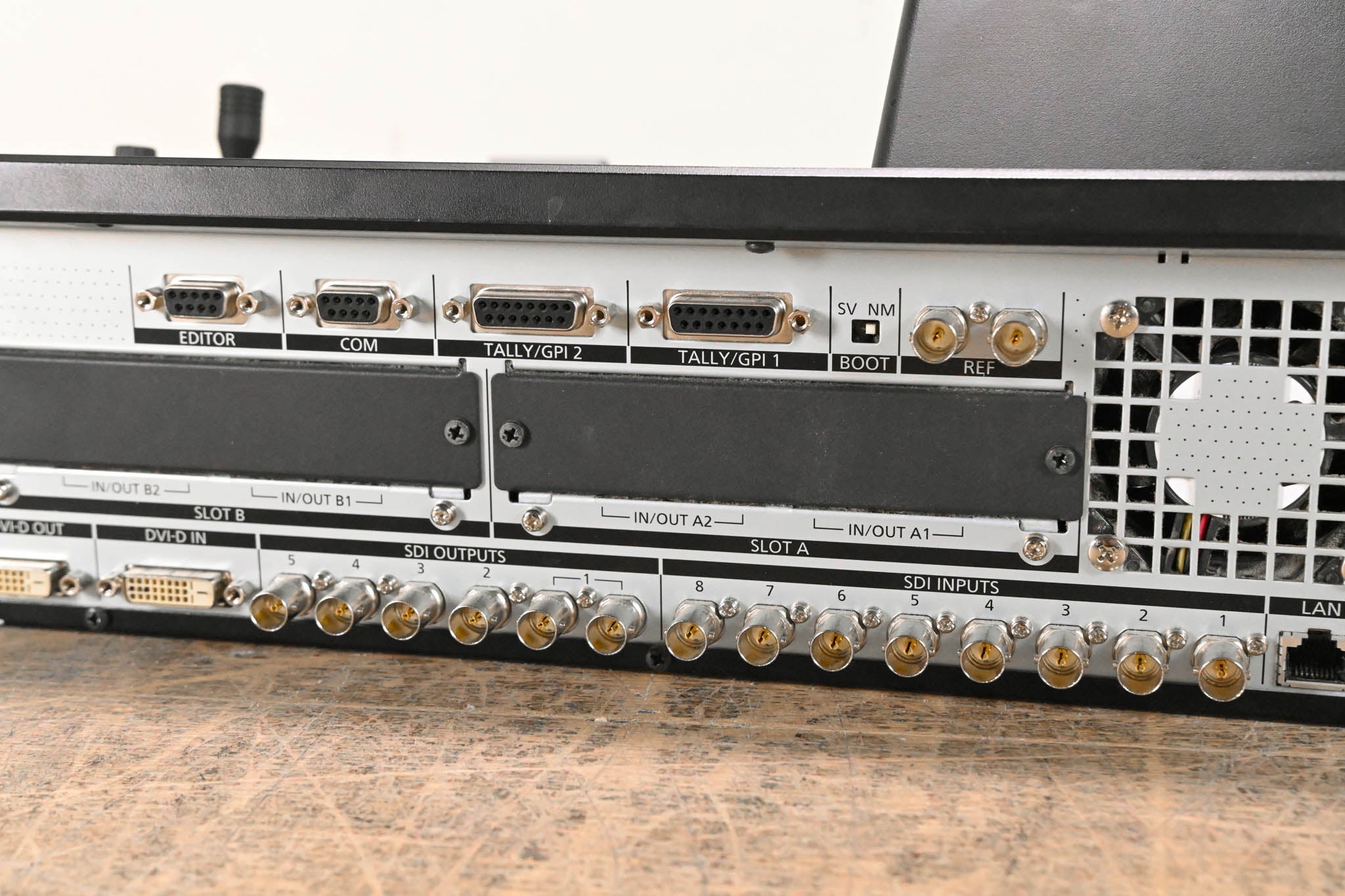 Panasonic AV-HS410 HD / SD Multi-Format Live Switcher CG01H23