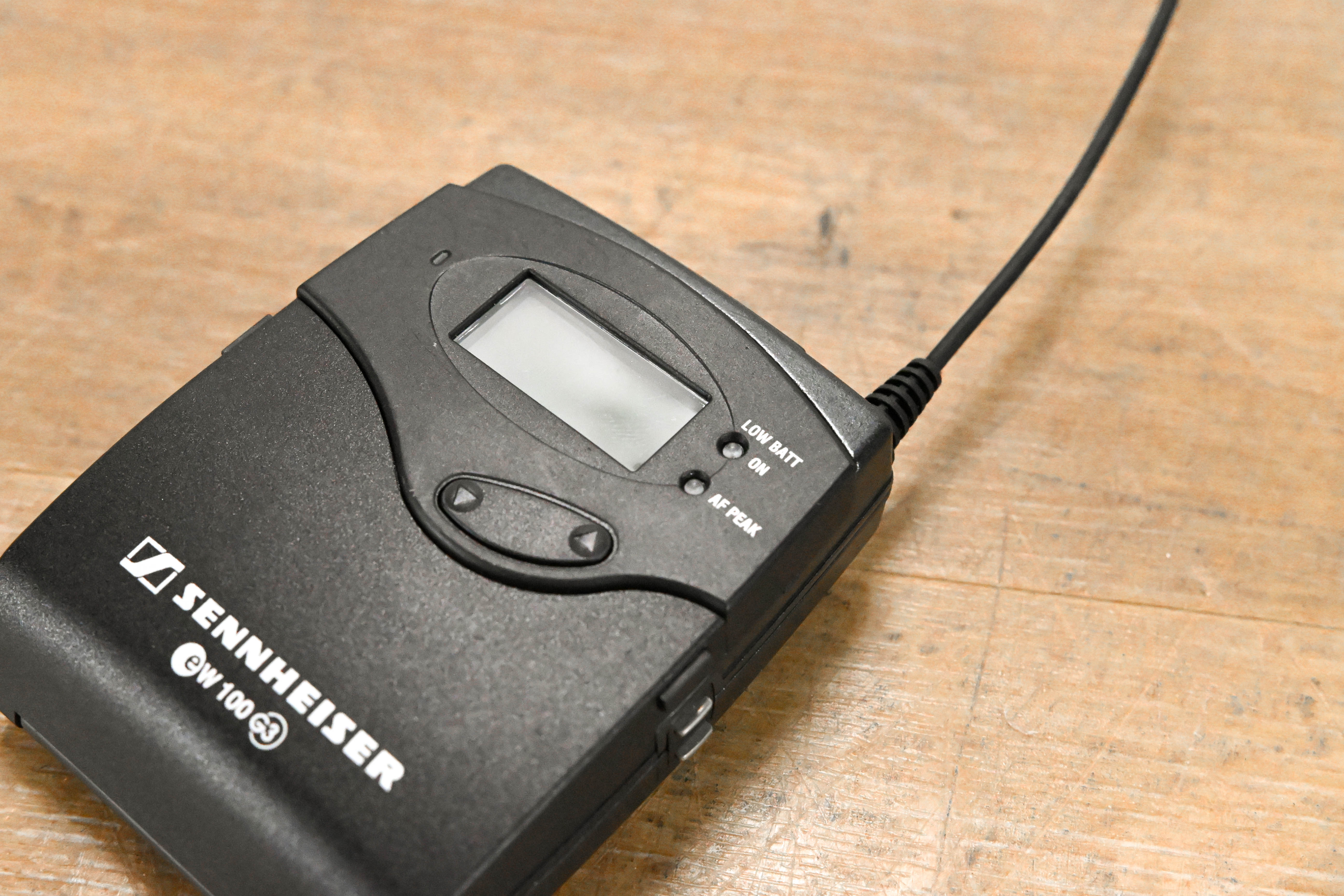 Sennheiser SK 100 G3 Wireless Bodypack Transmitter A Range: 516-558 MHz