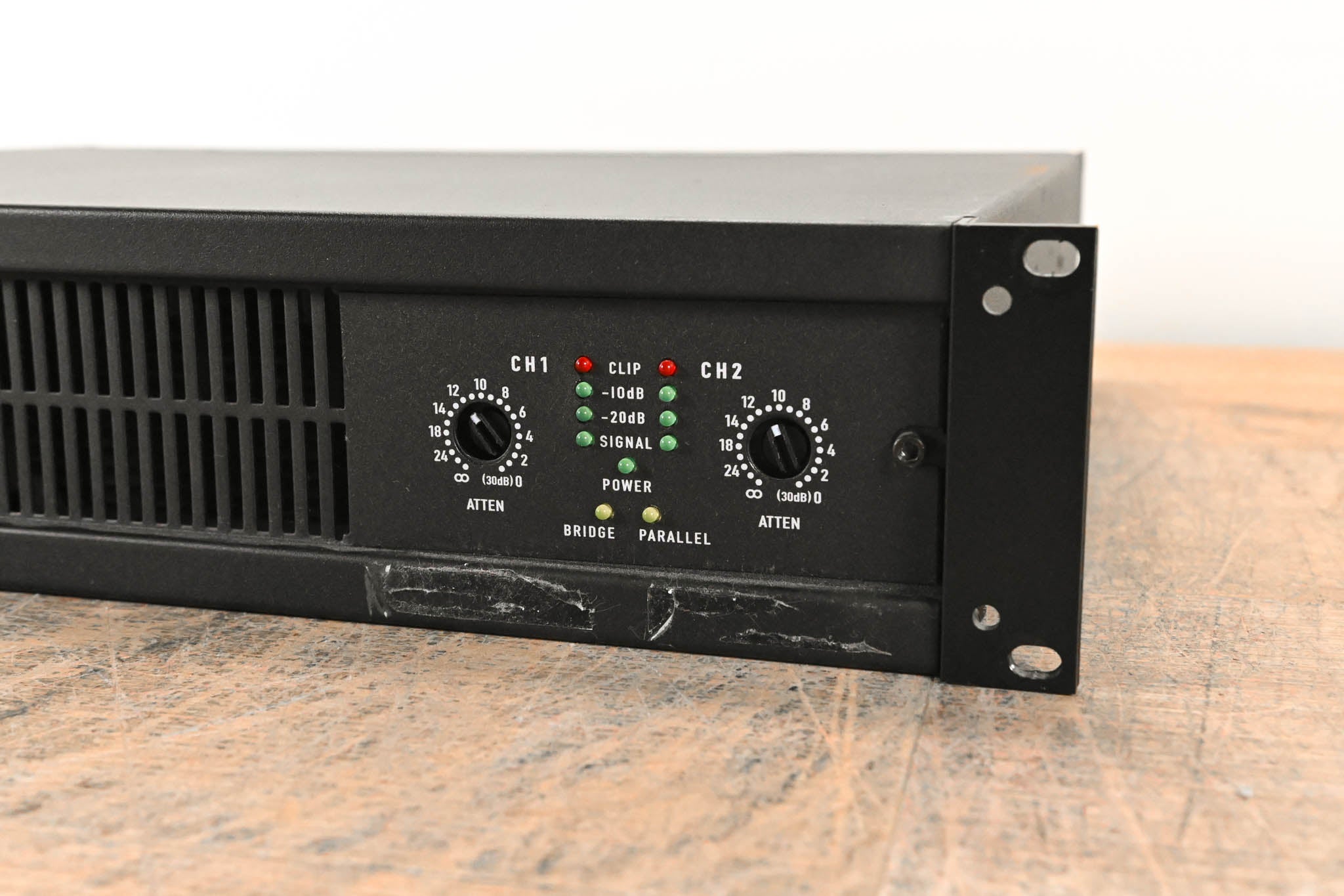 QSC CX302 2-Channel Power Amplifier